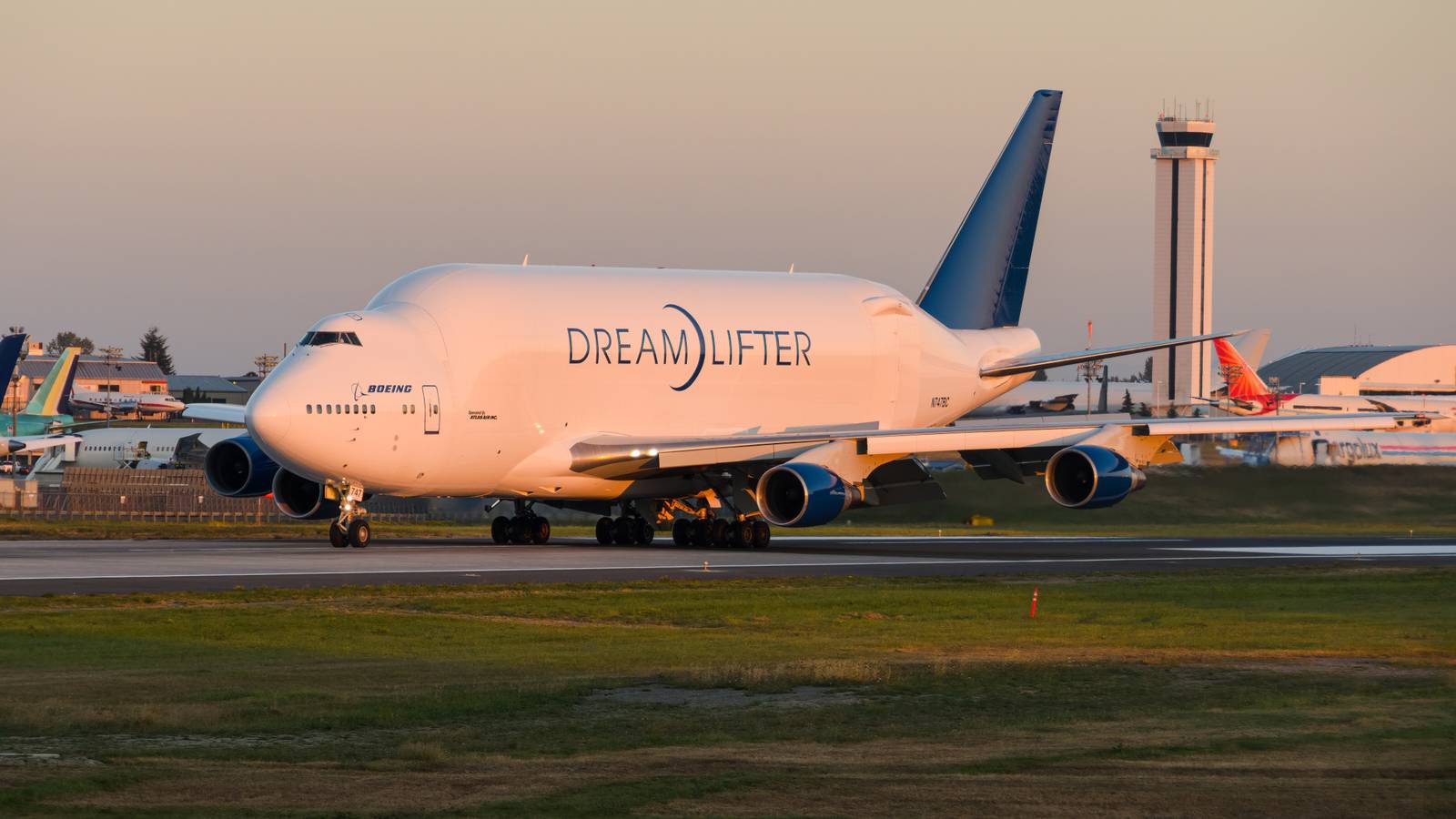 Bigger & Better: 5 Fun Facts About The Boeing Dreamlifter