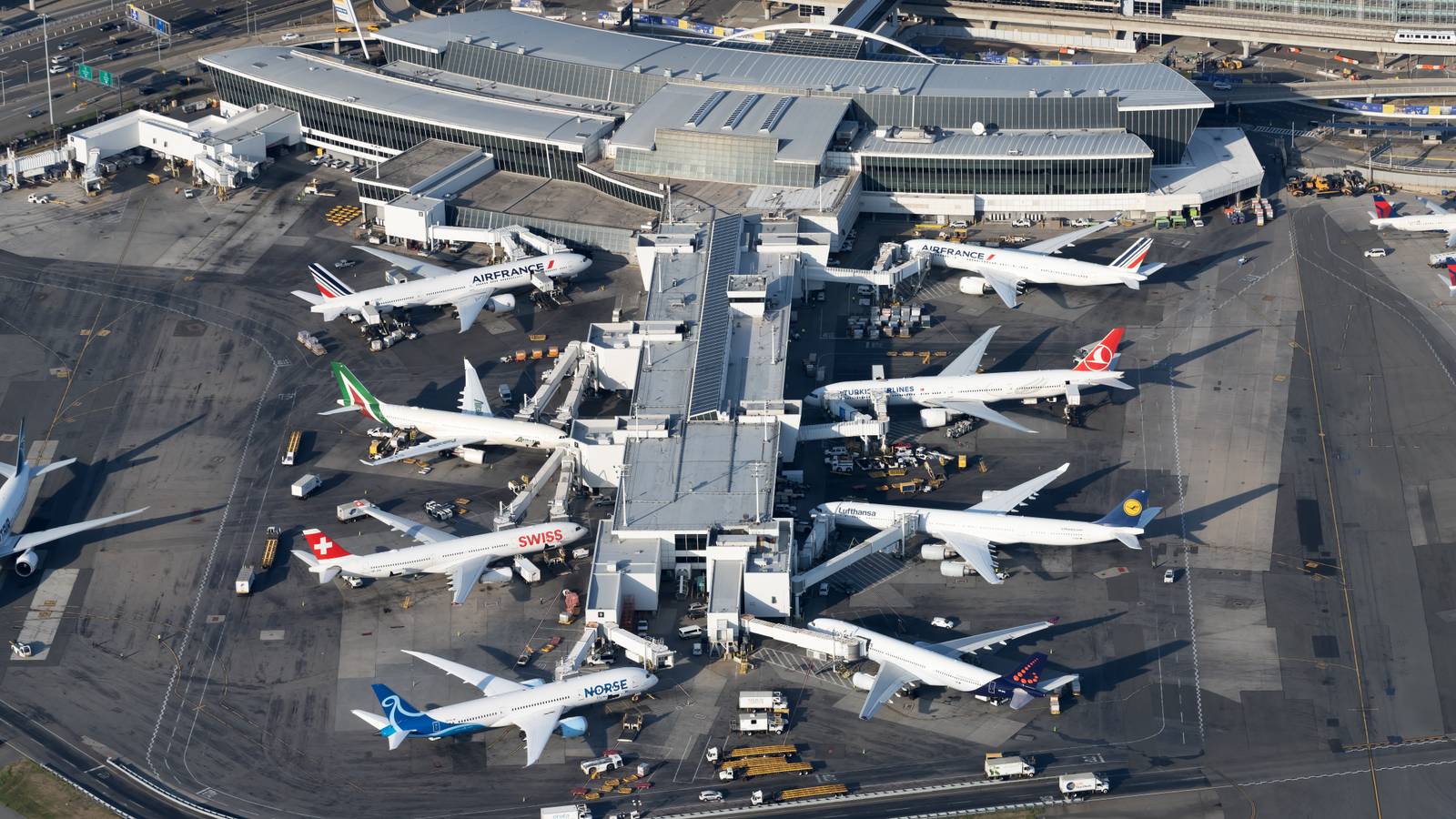 The Wait For The Gate: Arrival Delays Explained