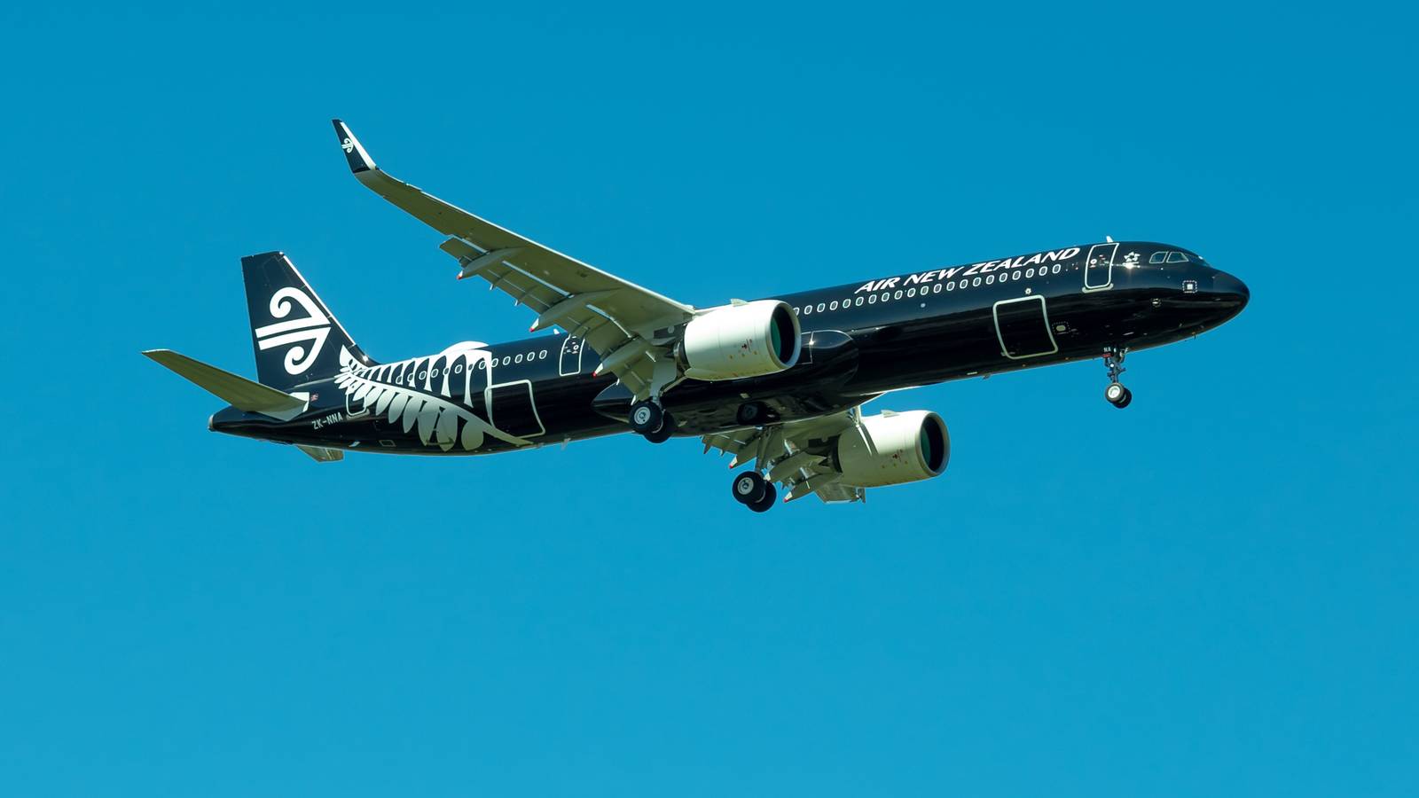 Air New Zealand To Drop Works Deluxe Class