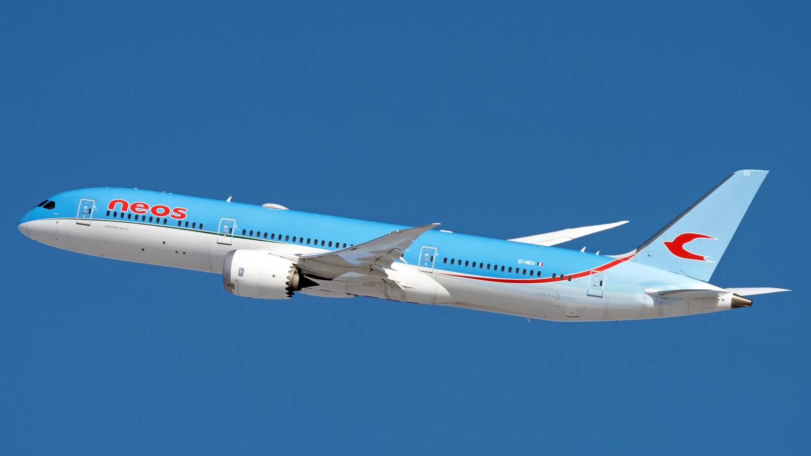 Italian Carrier Neos Prepares To Begin Pakistan Flights