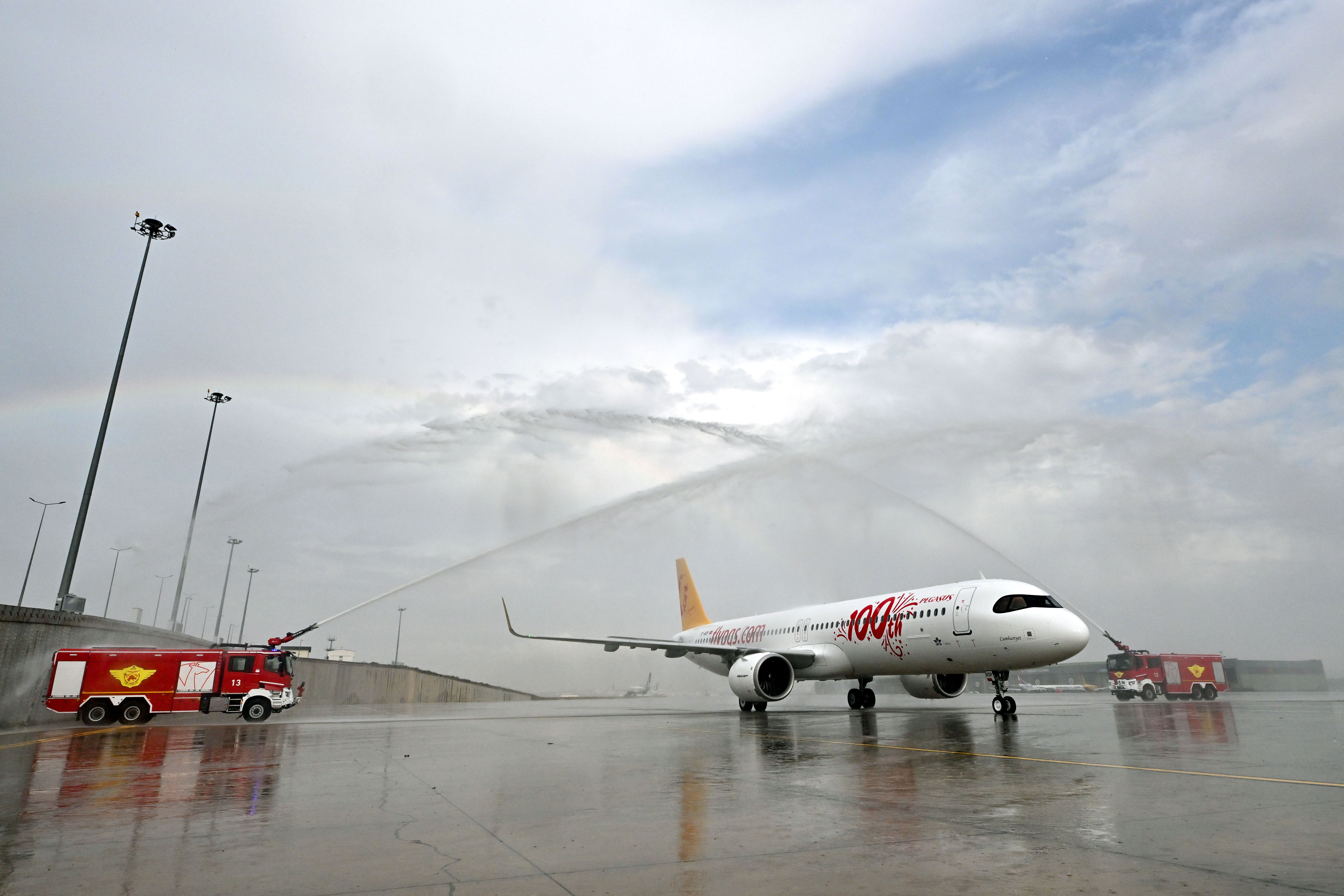100th Aircraft: Pegasus Takes Delivery Of New Airbus A321neo To Mark Turkish Republic's Centenary
