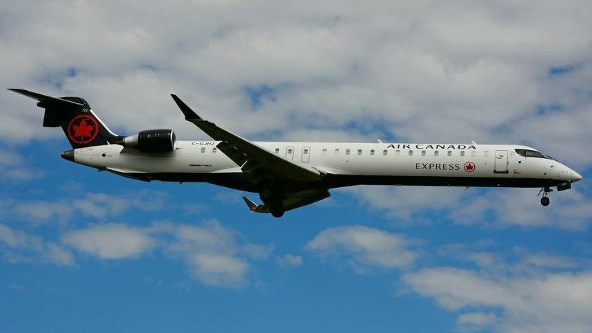 Jazz CRJ900 Returns To Montreal Following Burning Smell In Cockpit
