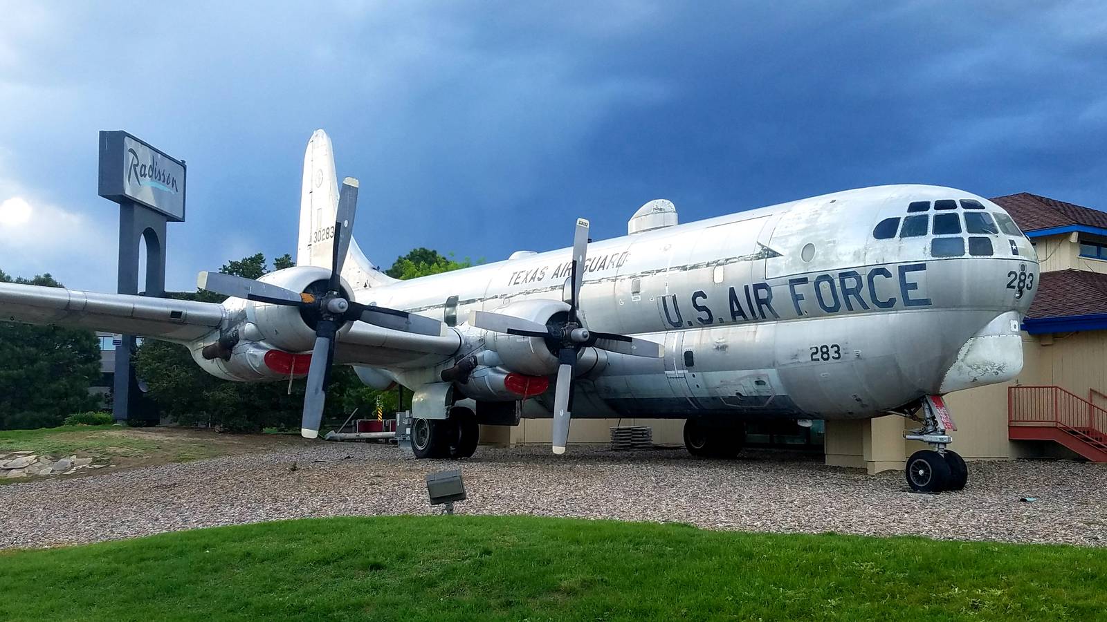 Examined: The Airplane Restaurant In Colorado Springs In A 70-Year-Old Boeing KC-97