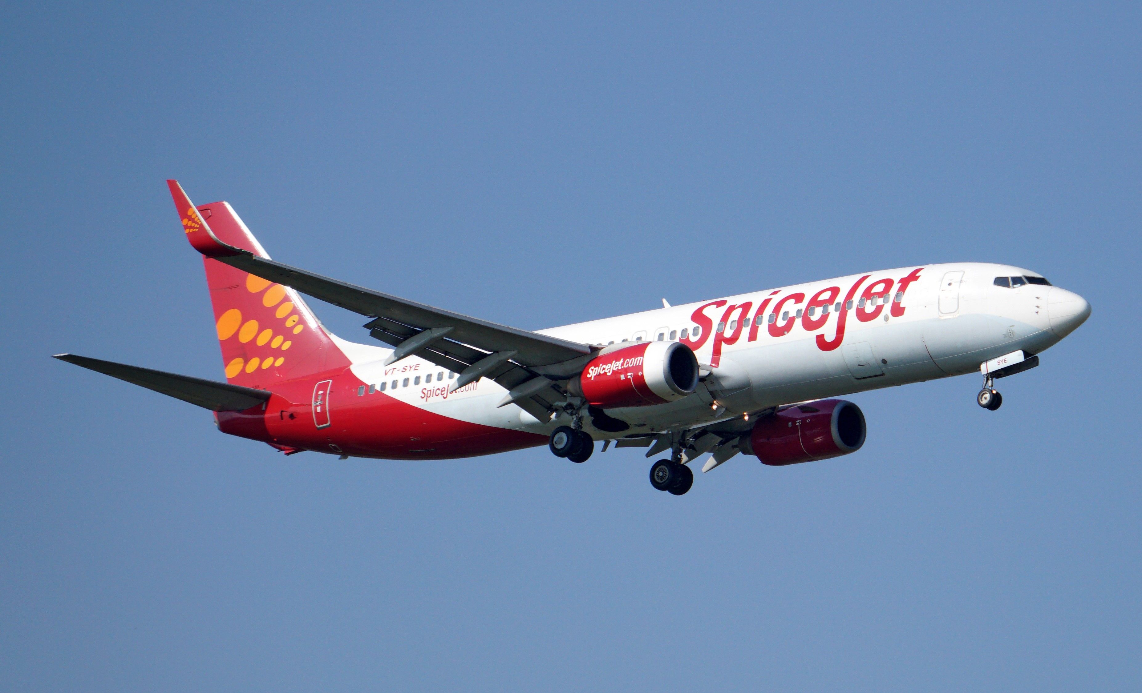 SpiceJet Boeing 737-800 Seized By Lessors After Dubai World