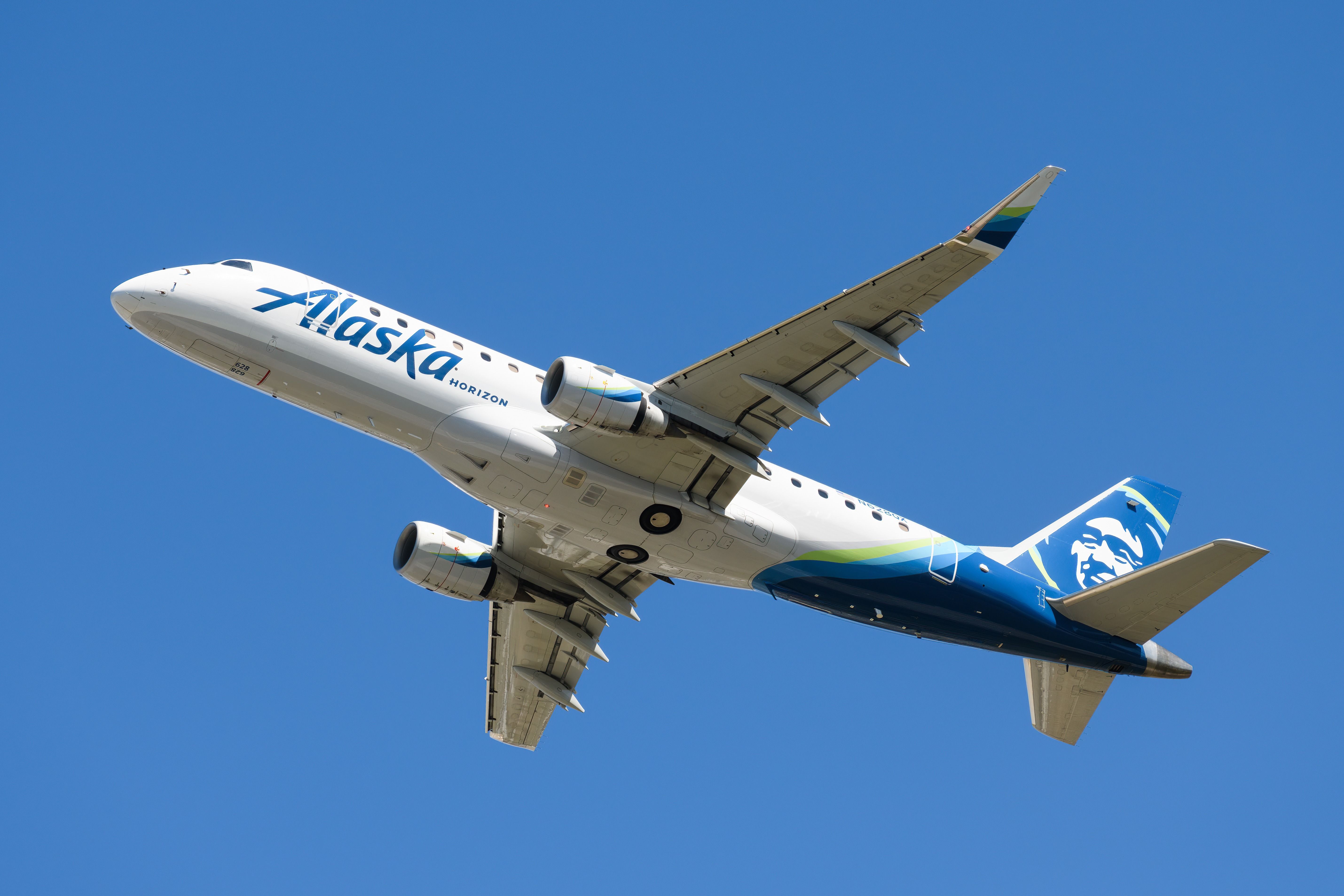 Off Duty Pilot Faces 80+ Counts Of Attempted Murder After Alaska Airlines Incident