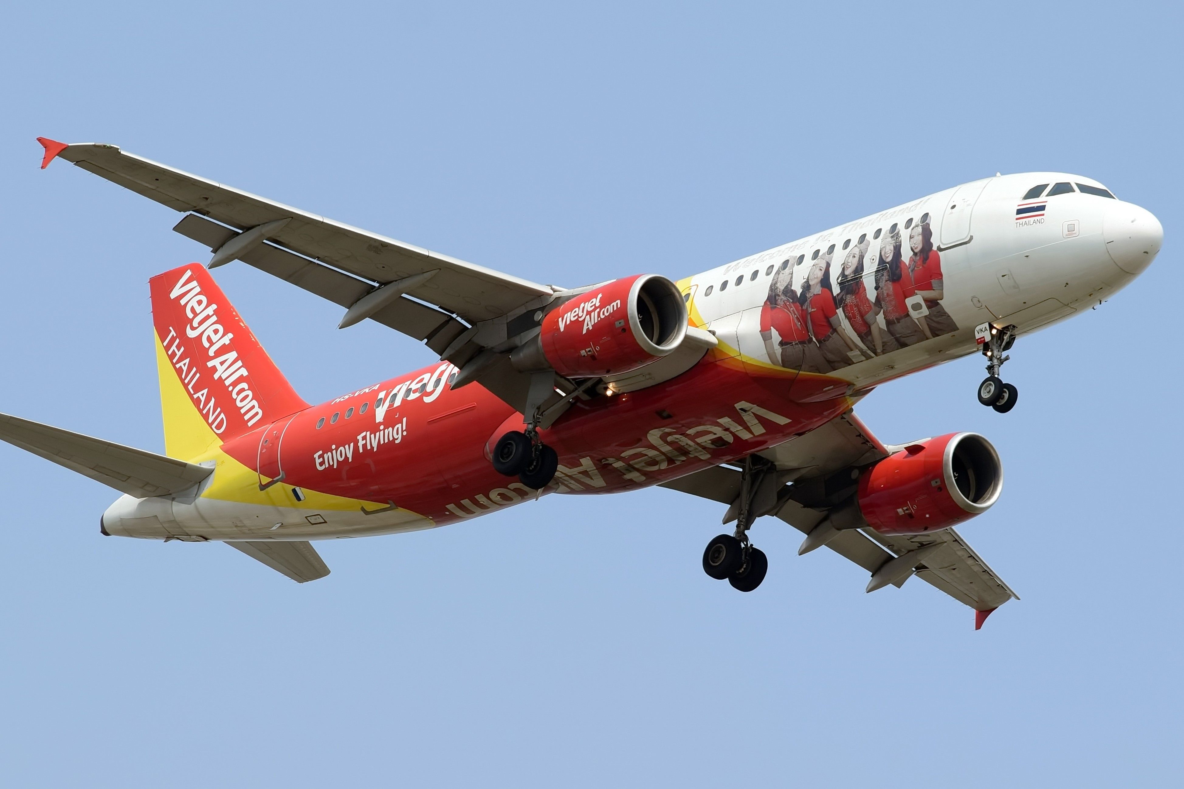 Otterly Ridiculous: Loose Mammals Cause Chaos On Vietjet Flight