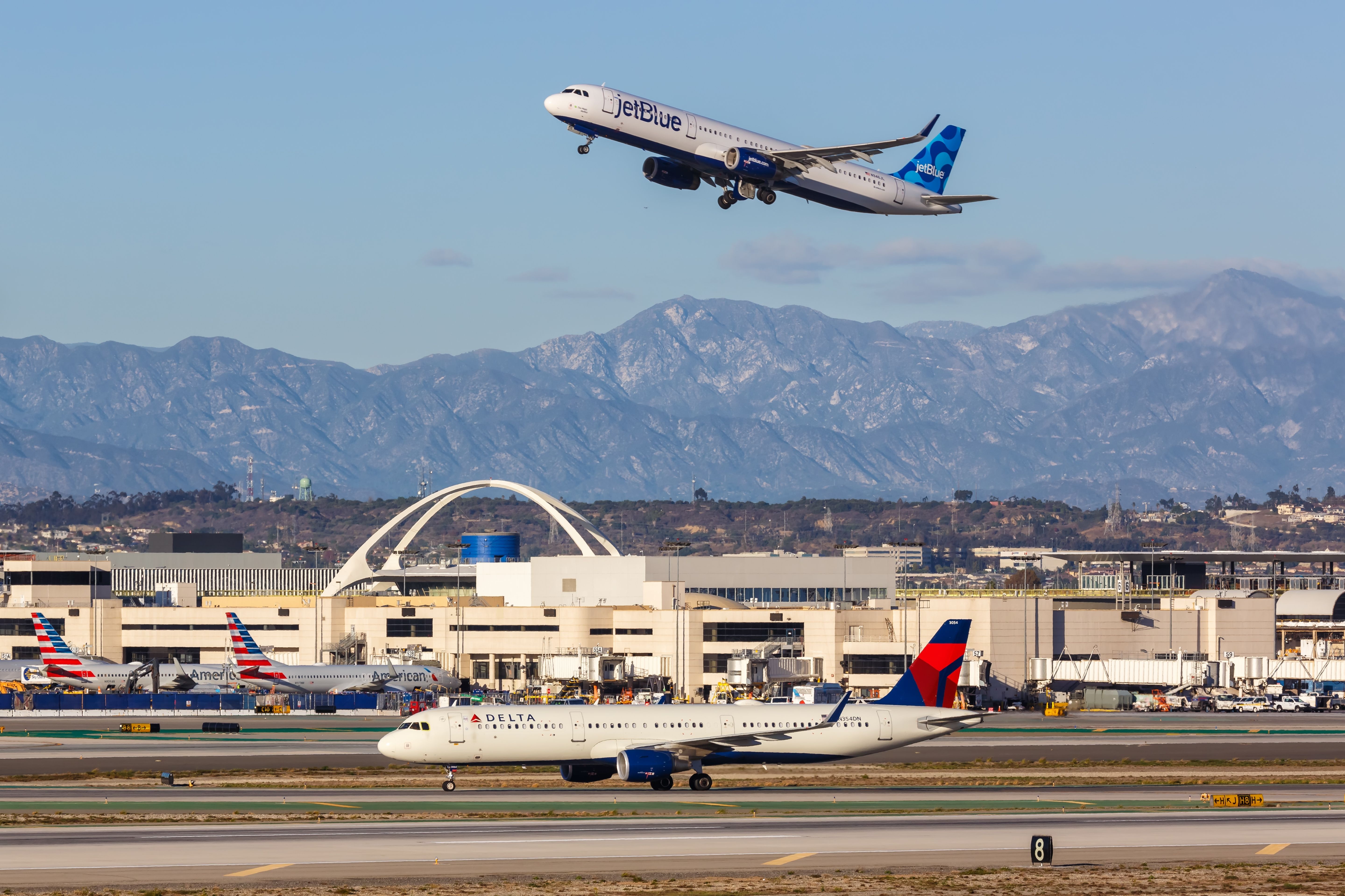 How & Why Do Airlines Control The Temperature Of Their Cabins?
