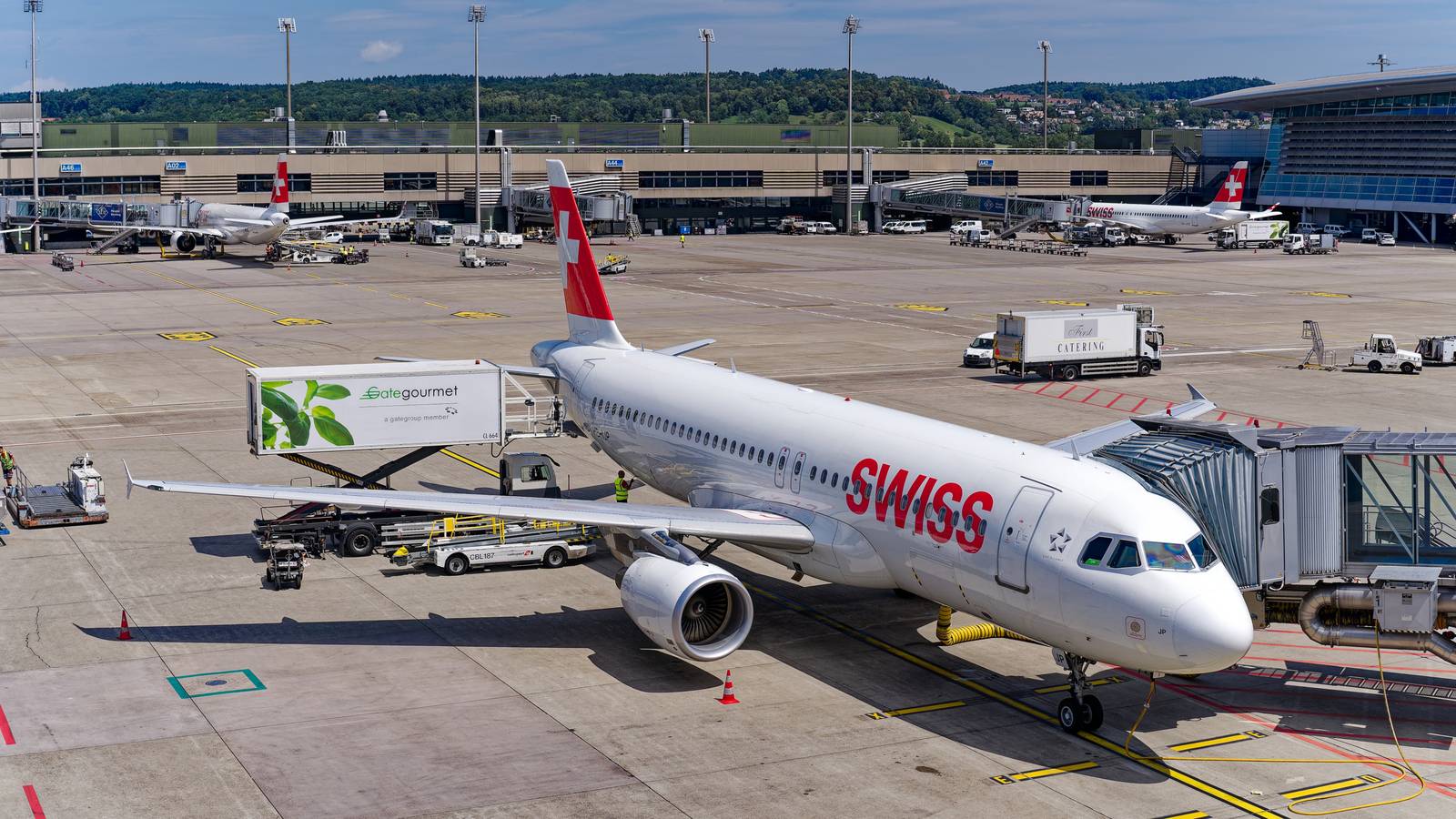 Why Is Food Safety So Important In Aviation & What Challenges Does This Pose?