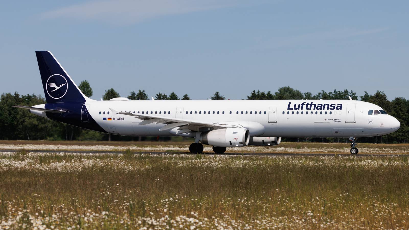 Several Airlines Halt Flights To Beirut Due To Israel-Hezbollah Conflict