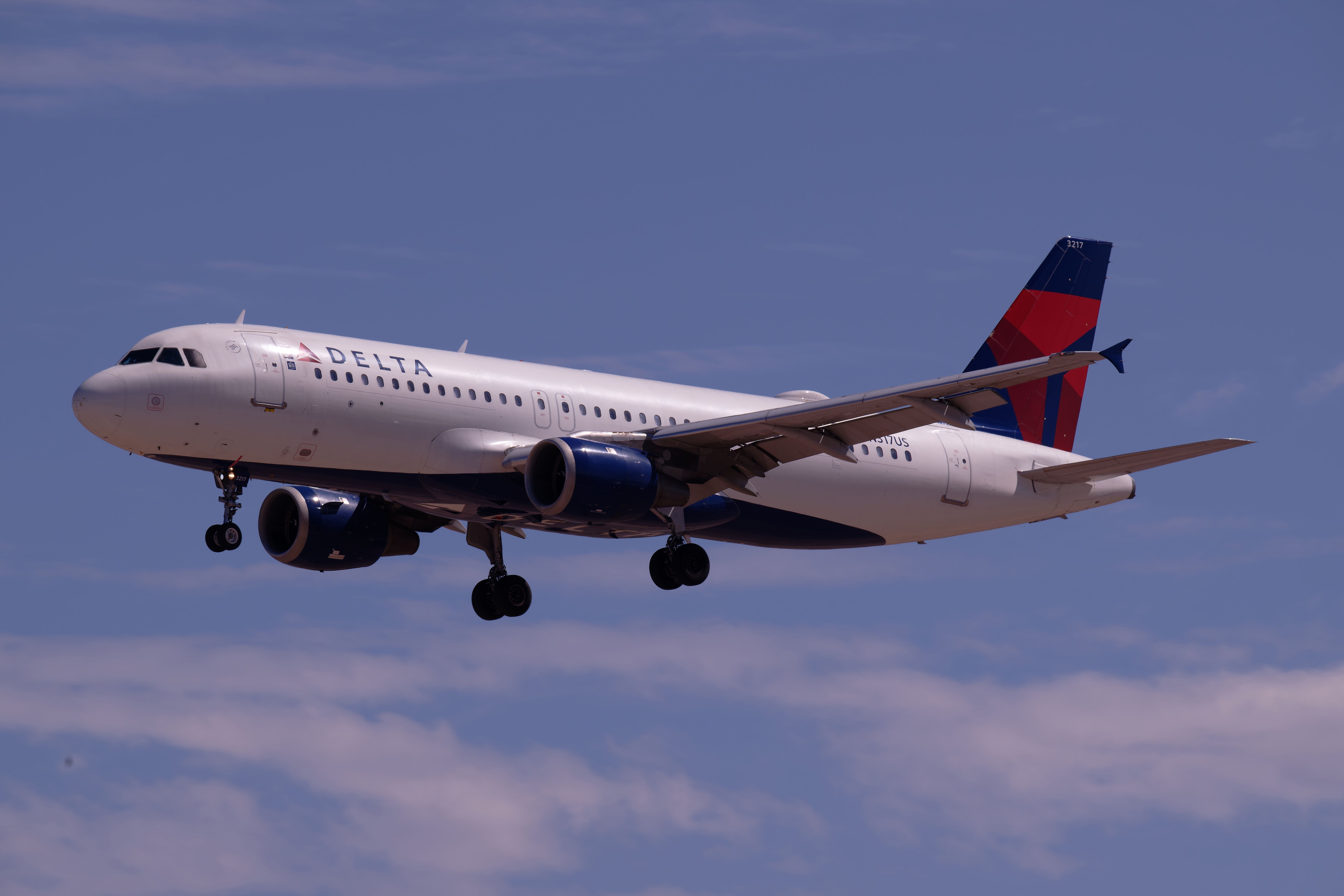 Austin-Bergstrom International Airport Celebrates New Flights To Orlando And Las Vegas