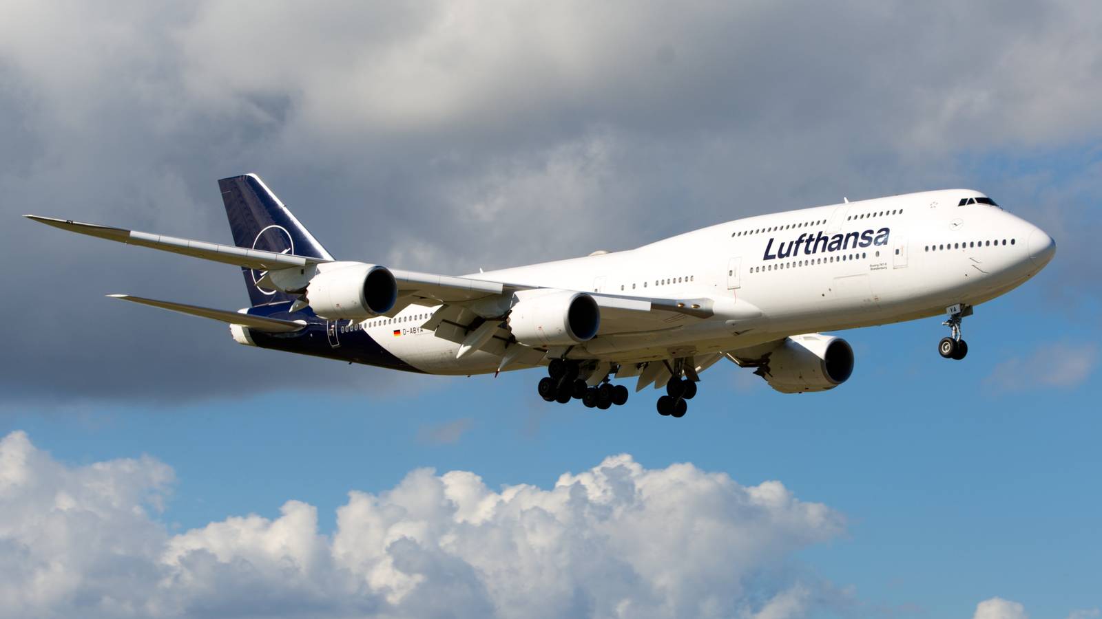 What Does The Term 'Heavy' Mean In An Aircraft's Call Sign?