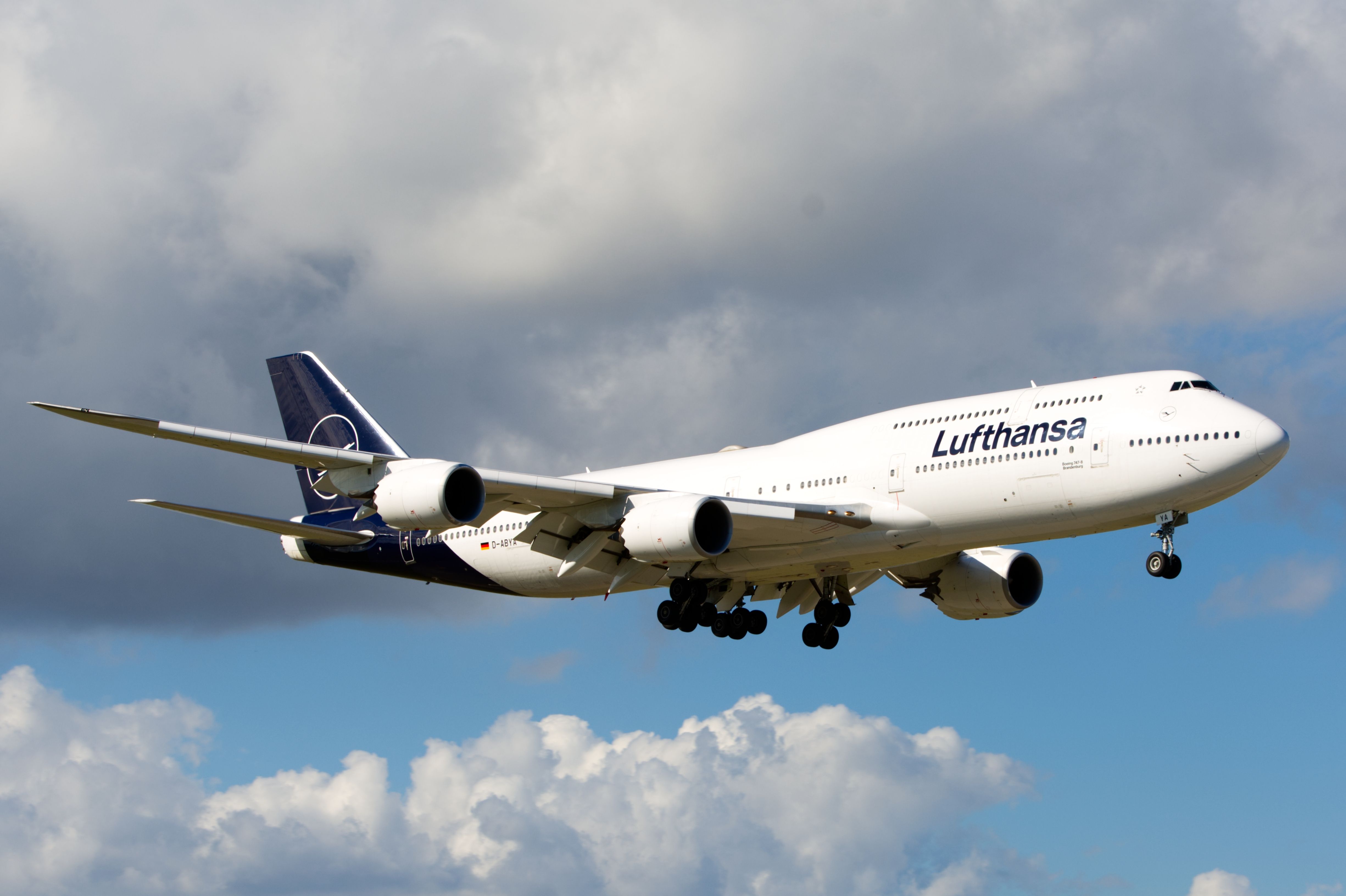 What Does The Term 'Heavy' Mean In An Aircraft's Call Sign?
