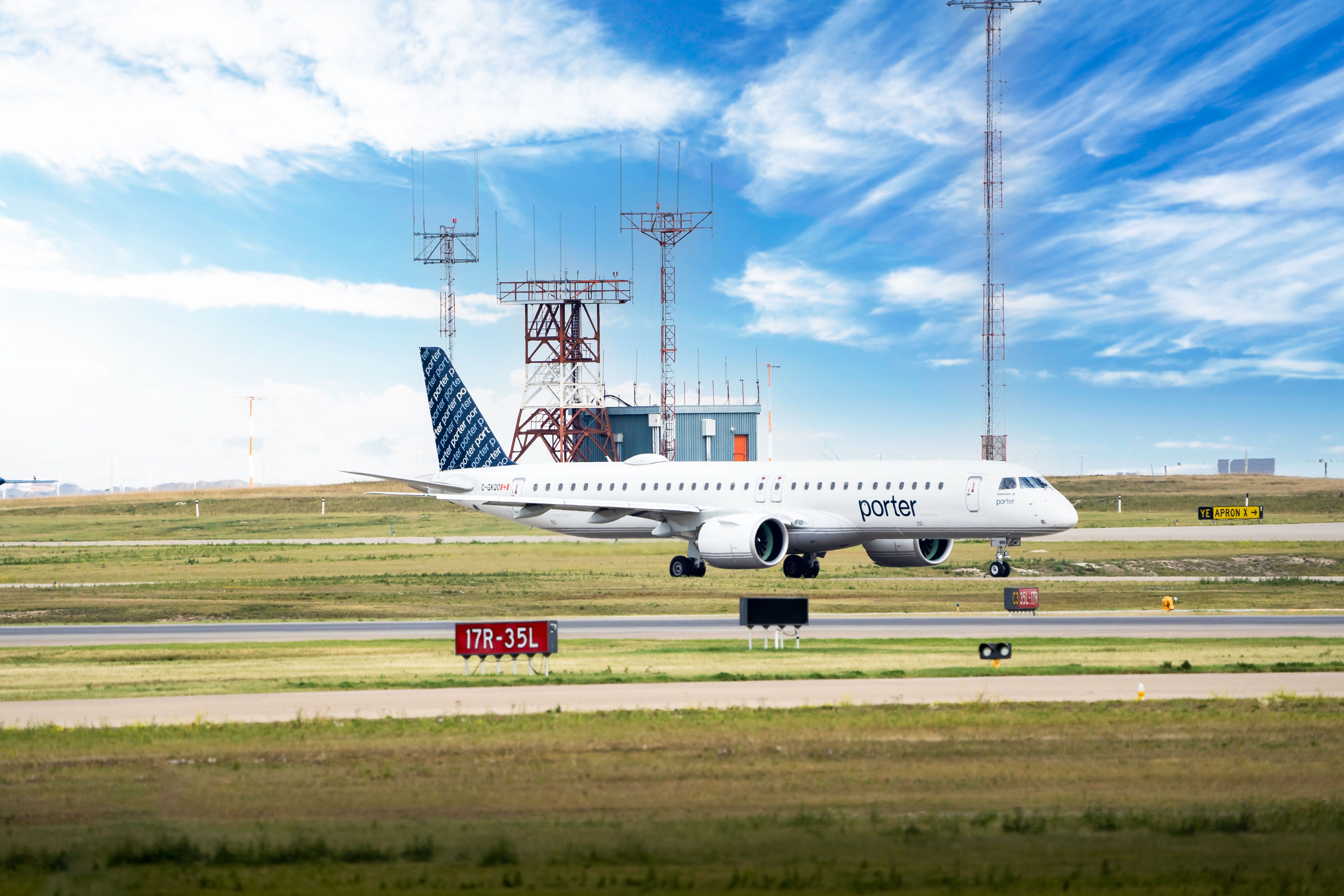 Porter Airlines Plans To Fly Its Embraer E195-E2s To Las Vegas