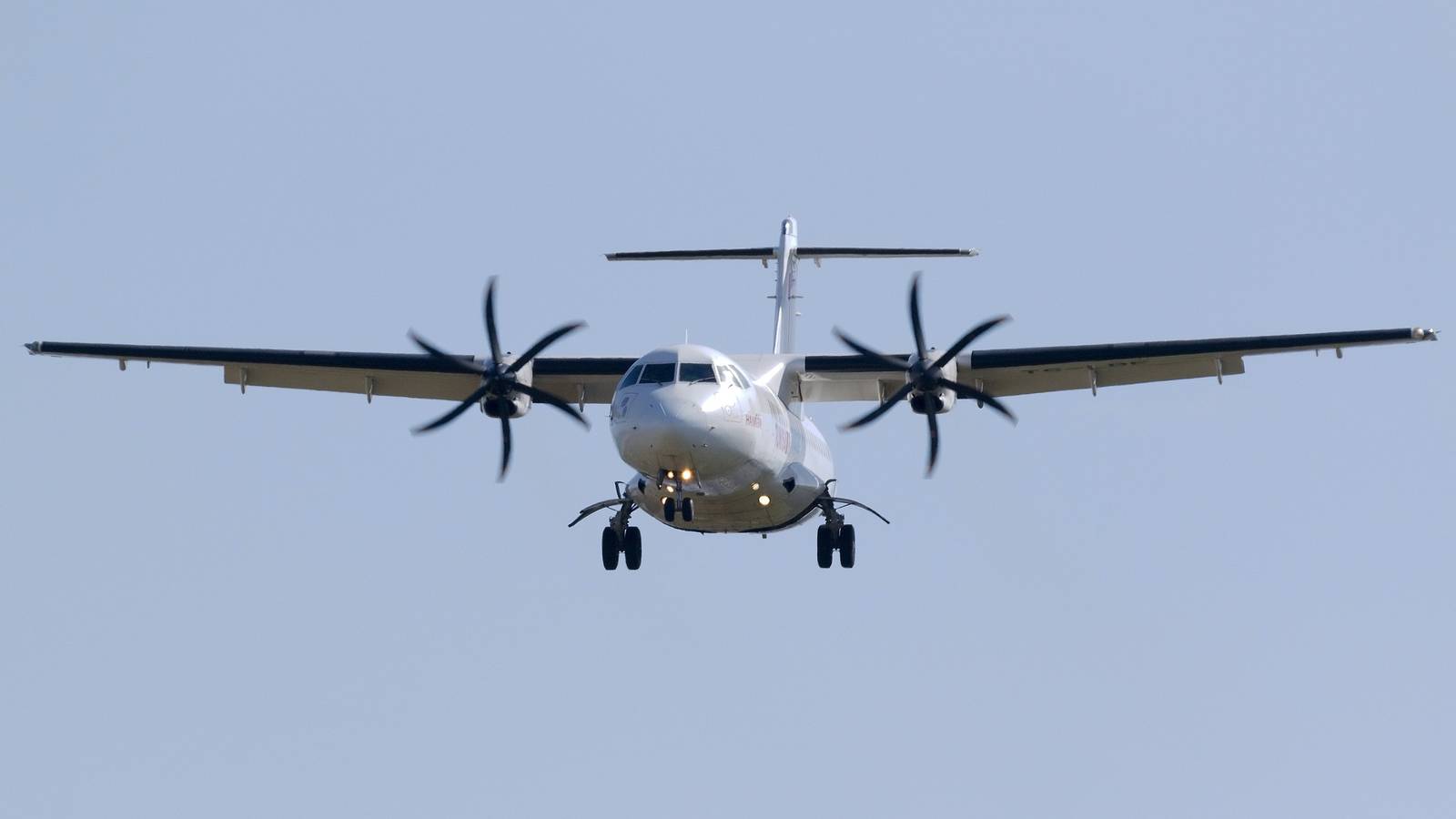 FlyCAA ATR 72 Comes Off The Runway In The Democratic Republic Of Congo