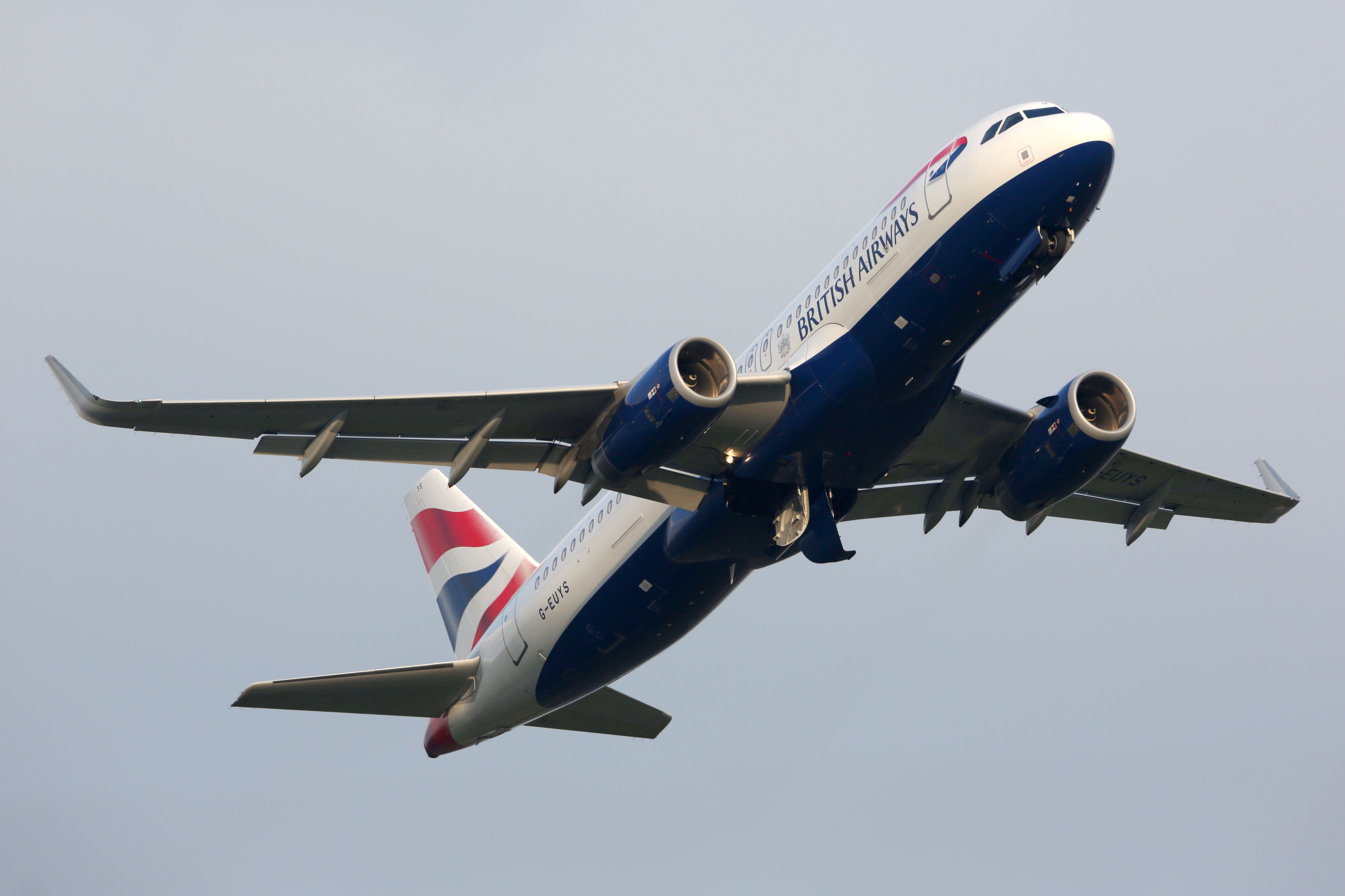British Airways Airbus A320 Diverts To Nantes Following Fumes In Cockpit