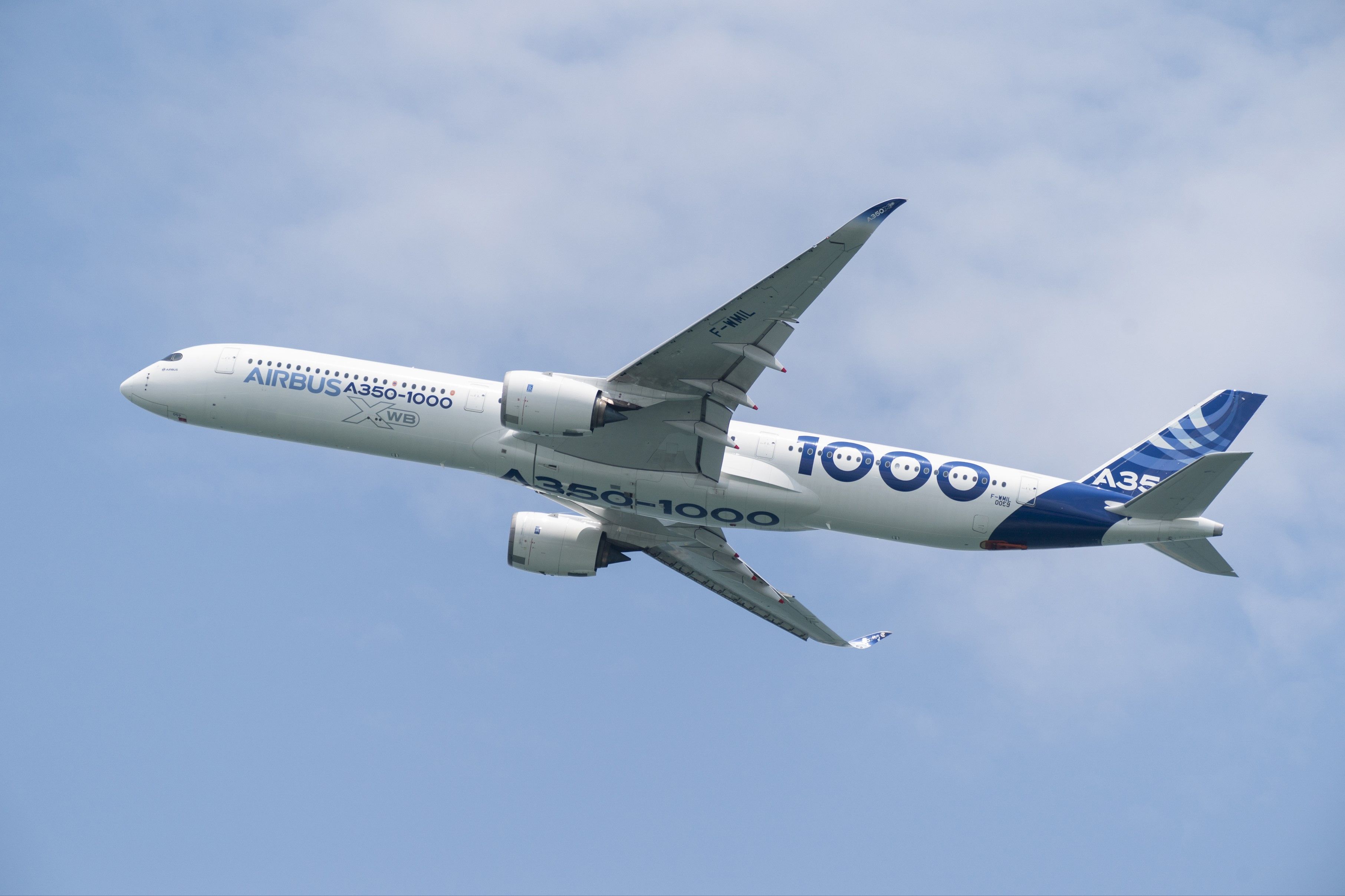 Airbus A350-1000 Seat Map: Who Has The Most Legroom?