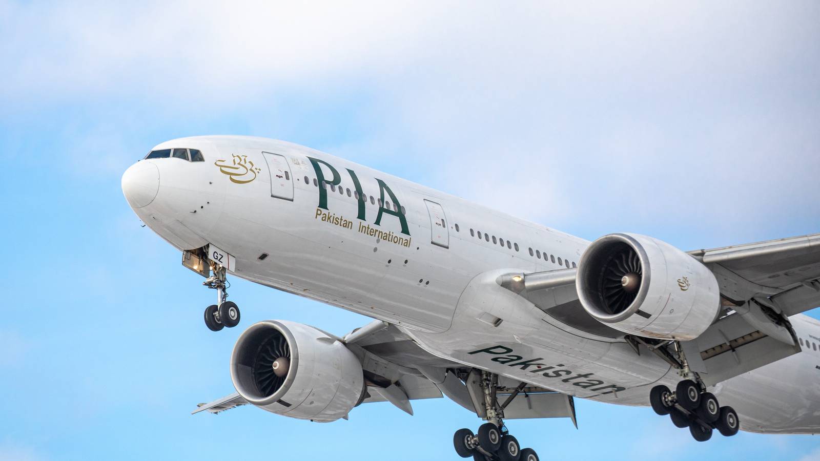 Pakistan International Airlines Unable To Pay Fuel Bills And Cancels Flights
