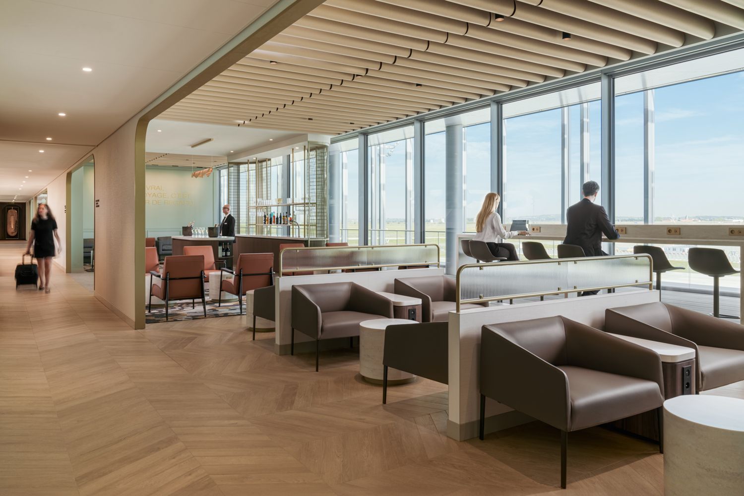Star Alliance Inaugurates New Lounge At Paris CDG