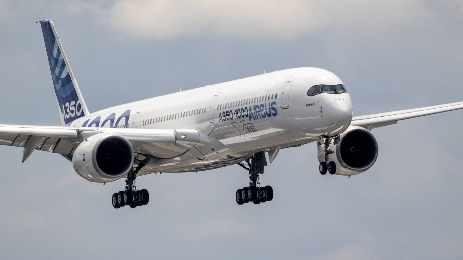 日本航空 Airbus A350-1000 1st Japan Airlines Airbus A350-1000 Spotted In Toulouse