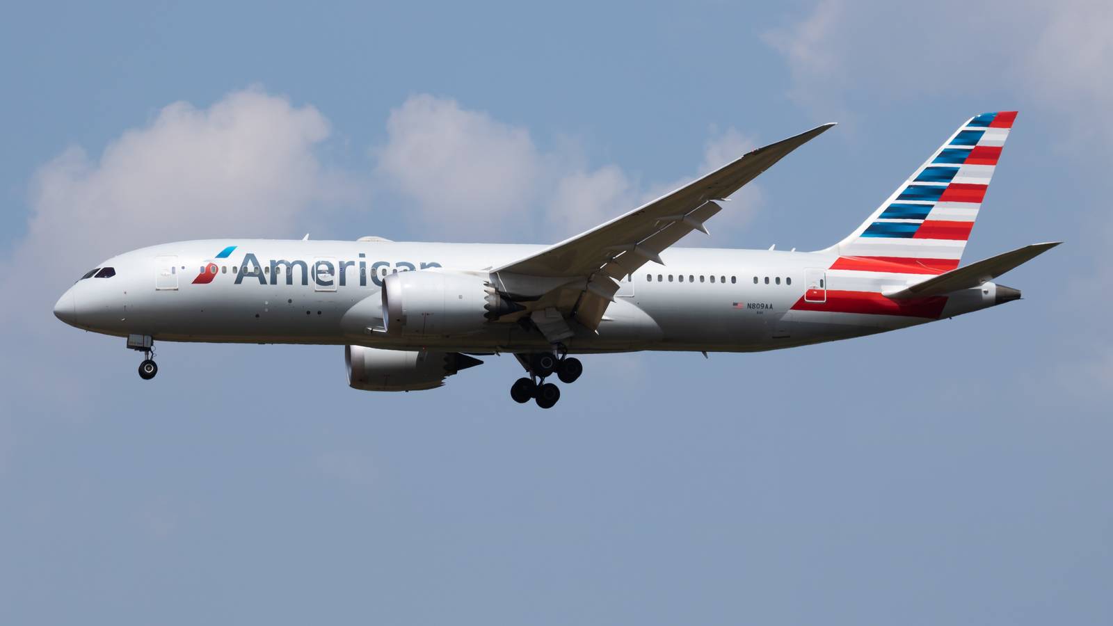 American Airlines And United Airlines Continue Battle For Tokyo Haneda Slot