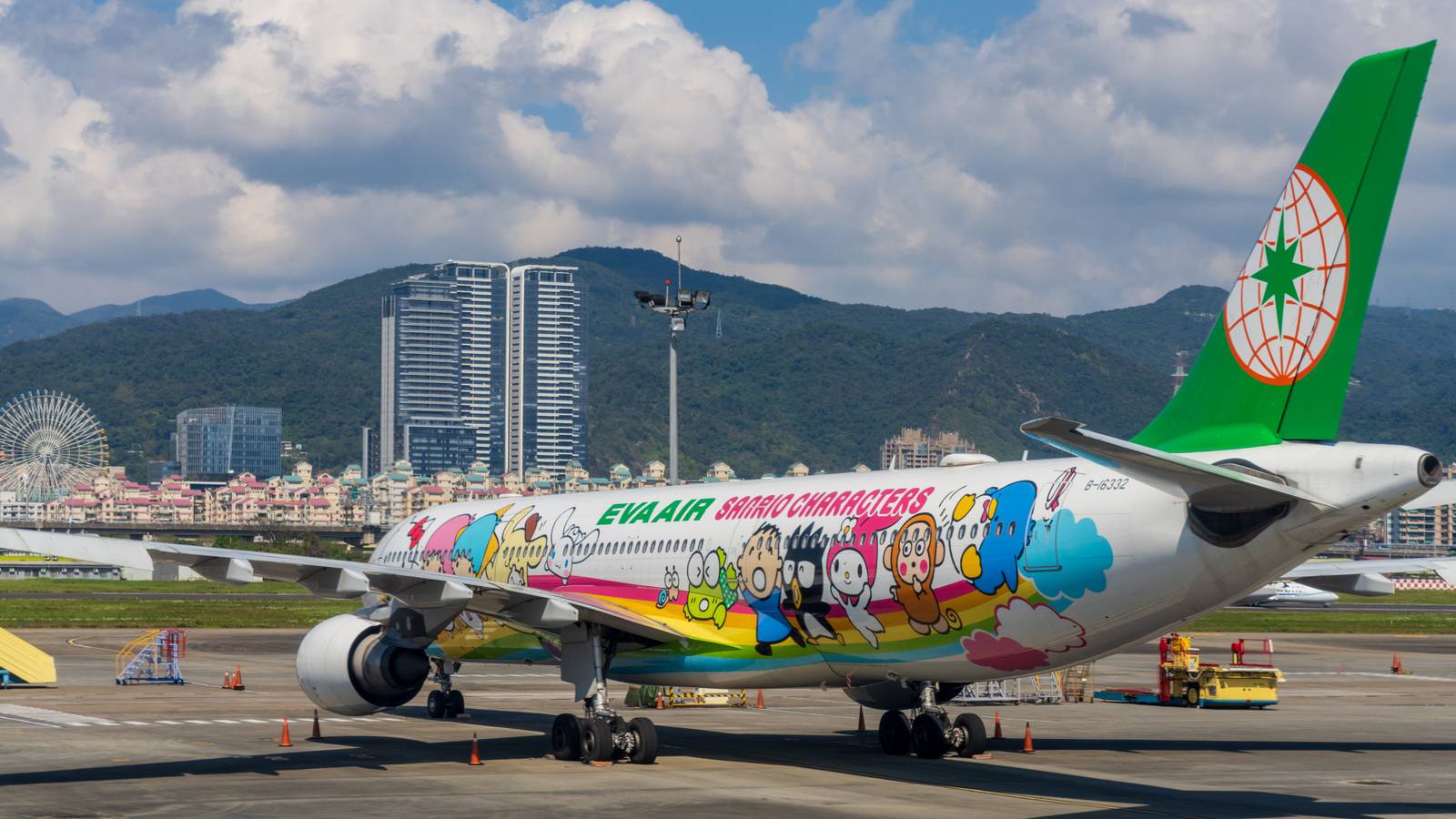 5 Amazing Things About EVA Air's Hello Kitty Cooperation