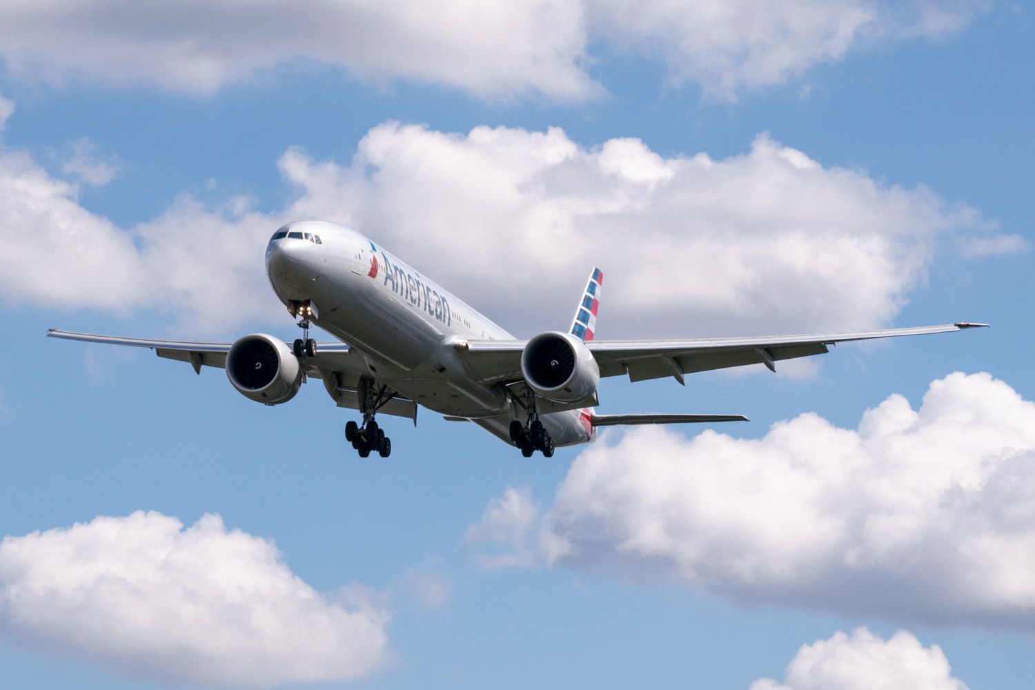 American Airlines Pilots Critical Of 'America West 2.0' Strategy
