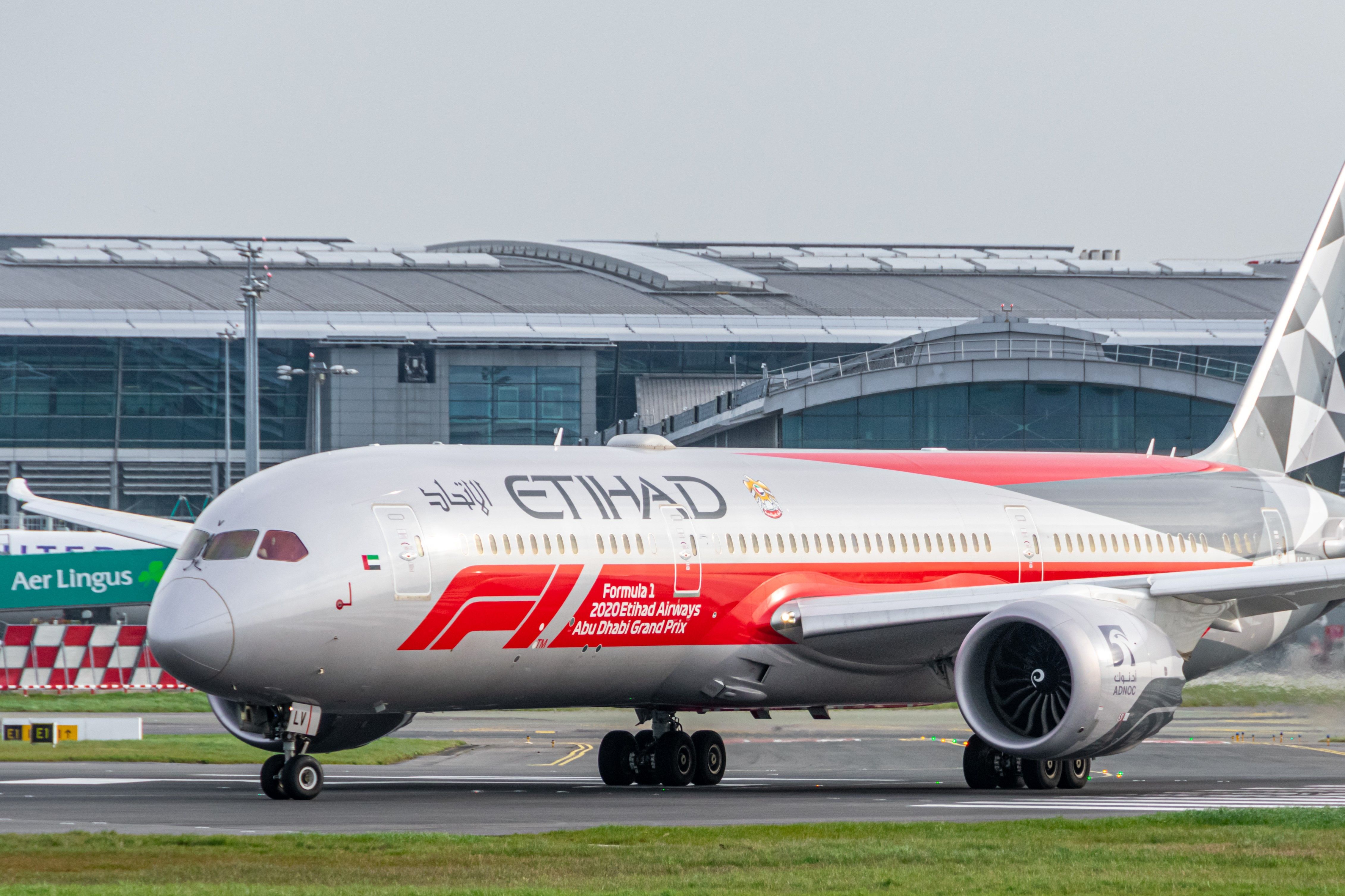How Airlines Have Been Celebrating This Year's Formula 1 Season