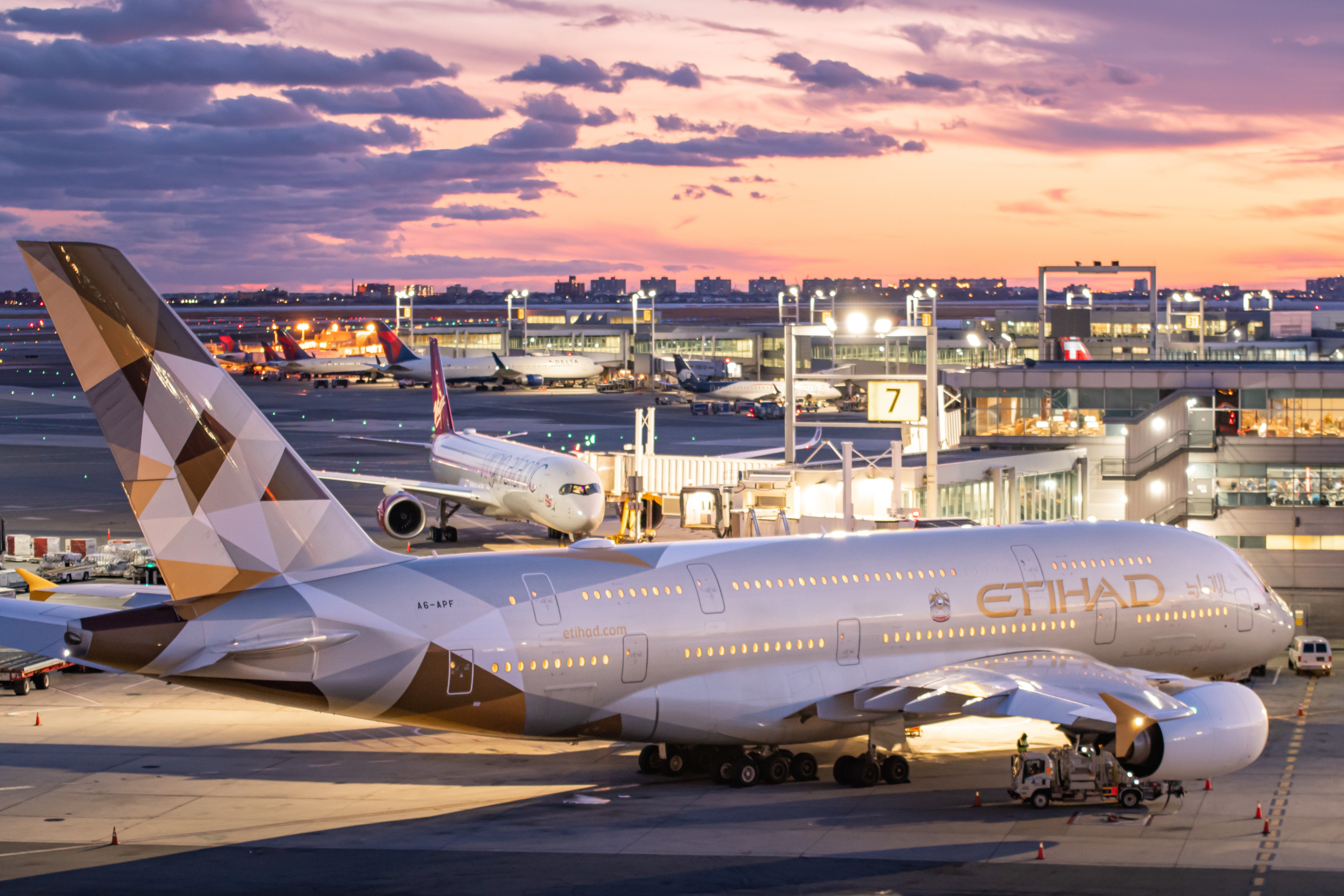 Etihad Will Fly The Airbus A380 To New York JFK From Next April