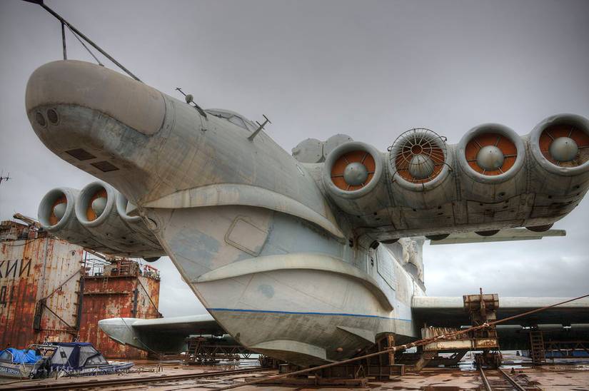 The Caspian Sea Monster - The Soviet Union's Odd Half-Boat Half-Plane