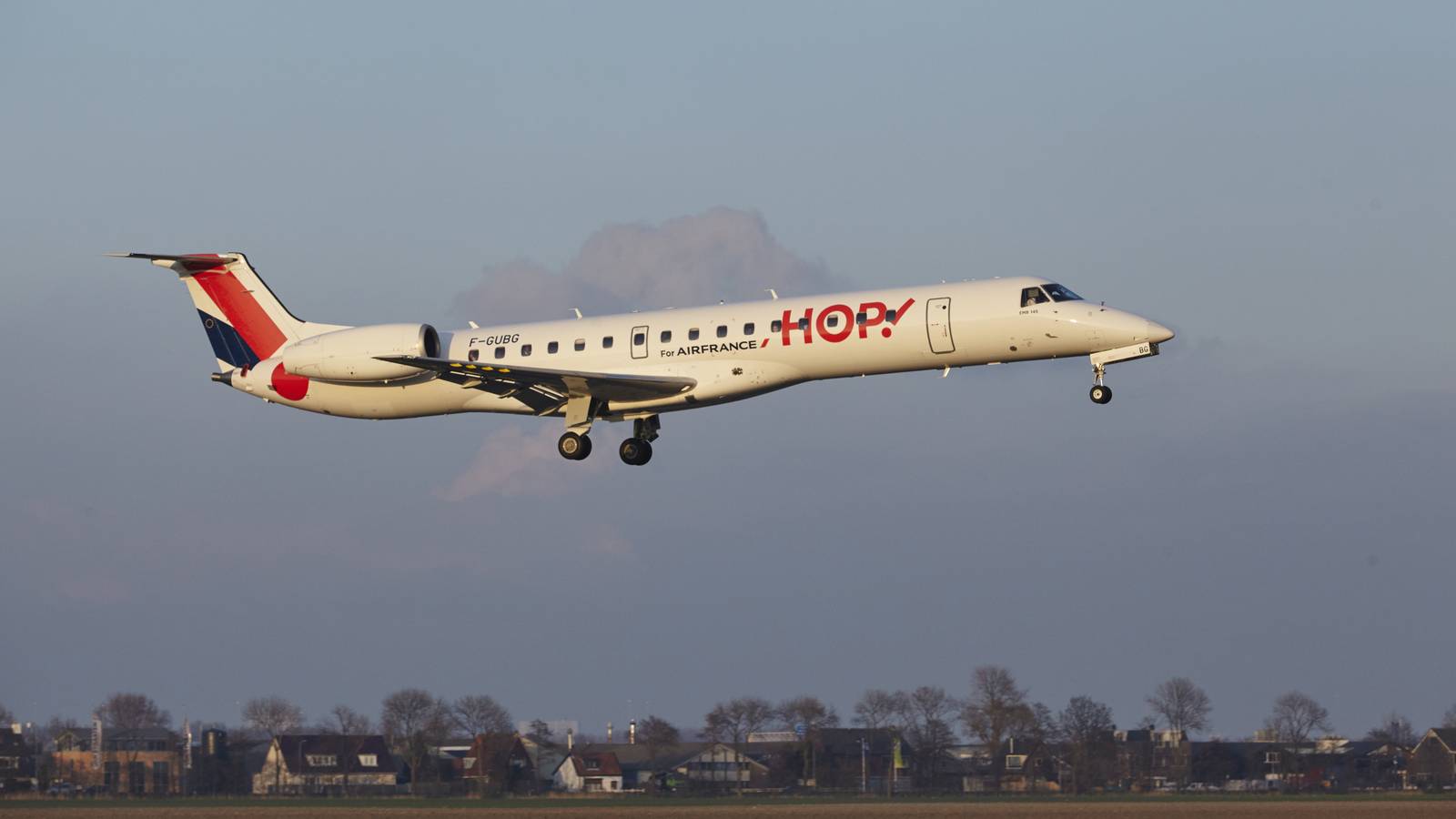 Mexicana De Aviación First Aircraft Revealed: A 23-Year Old Embraer E145