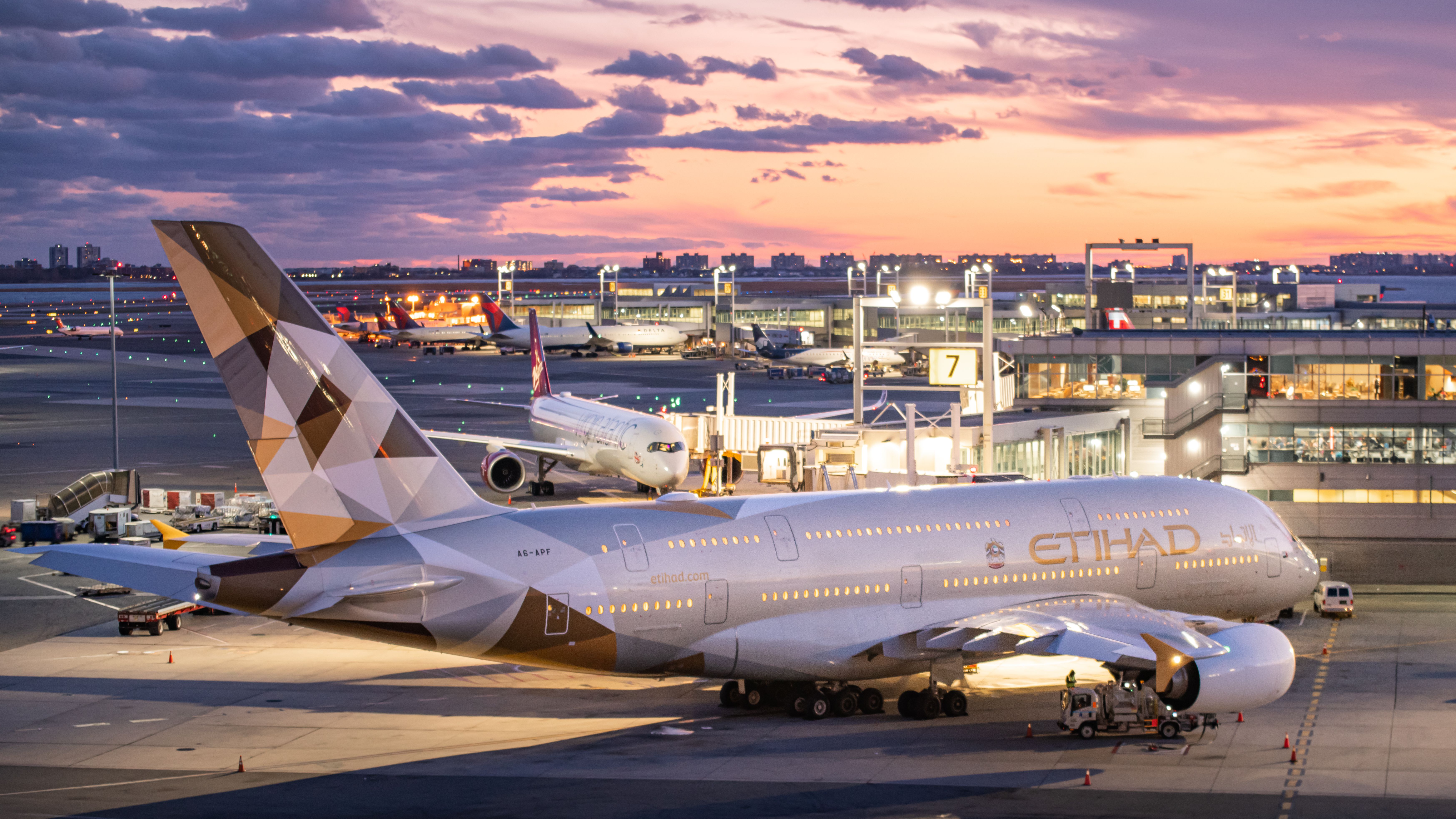 Etihad Will Fly The Airbus A380 To New York JFK From Next April