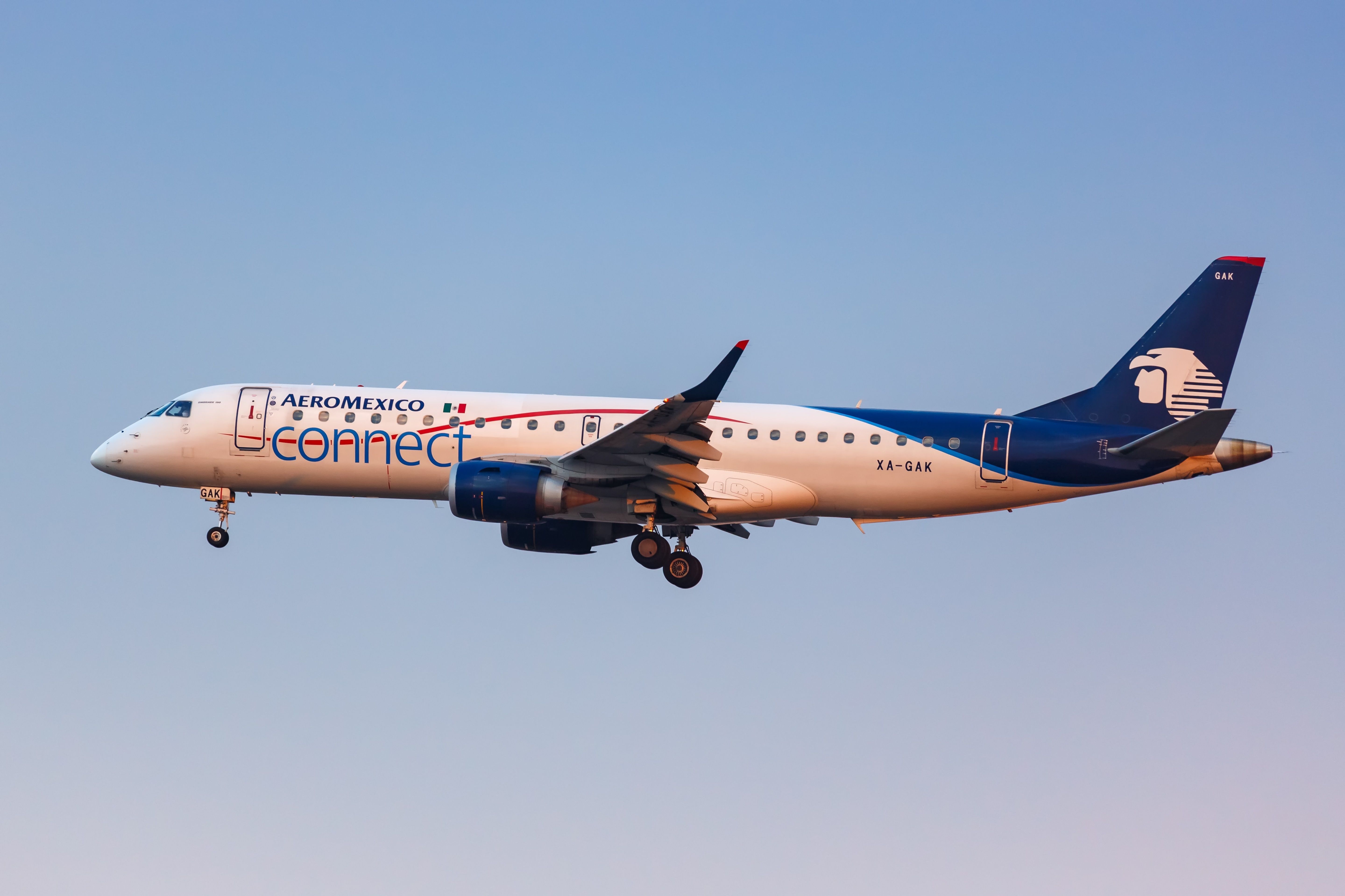 First Mexico City Connection: Aeromexico Adds Embraer E190 Flights To Raleigh Durham