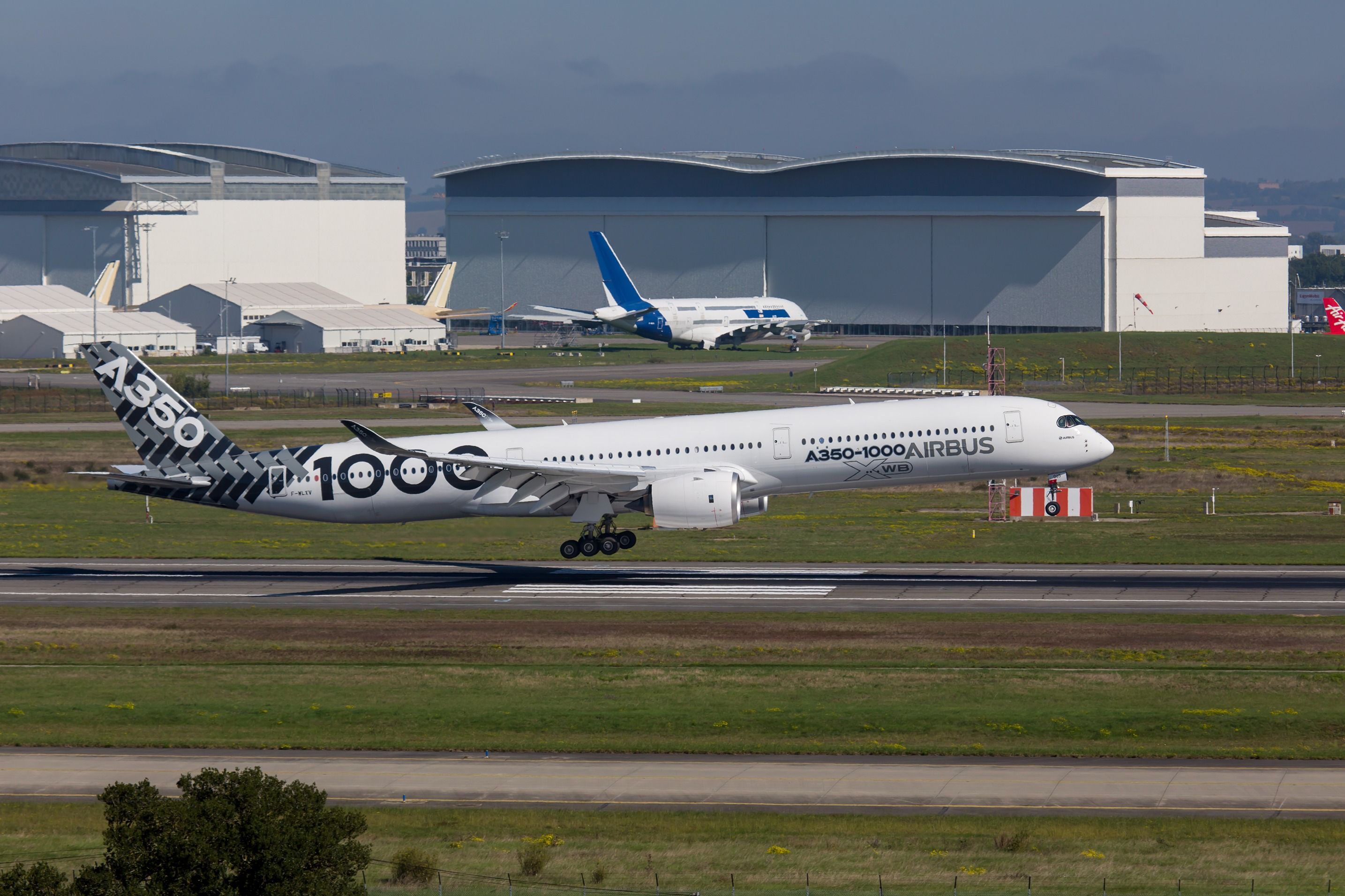 Airbus Investigating After Incidents Where A350s Lower Altitude Unprompted
