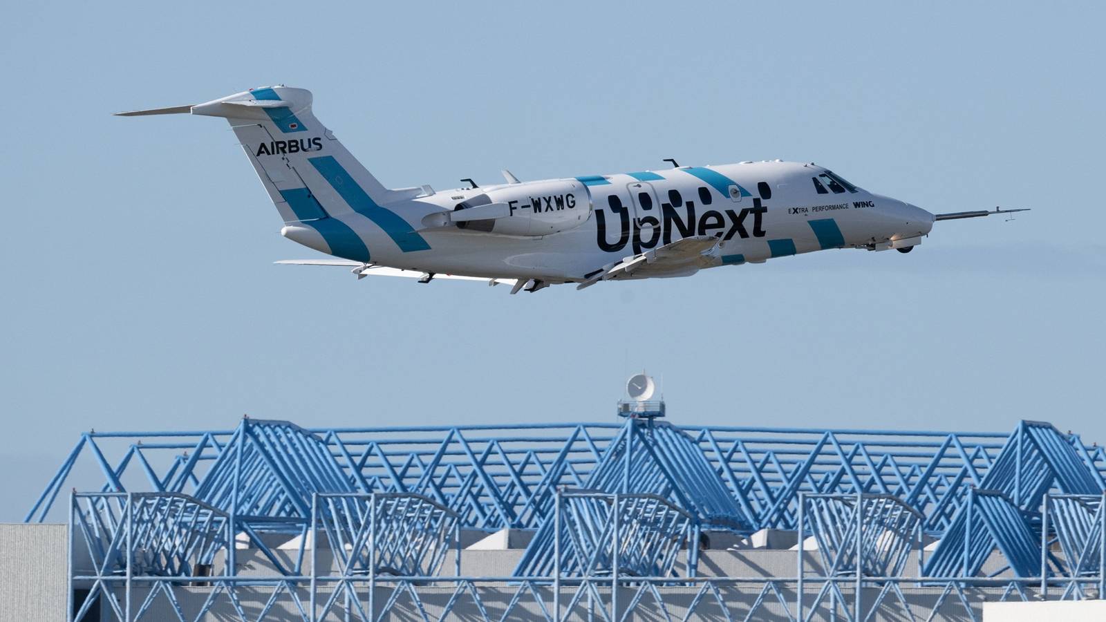 Airbus is Flying Its Experimental eXtra Performance Wing For The 1st Time