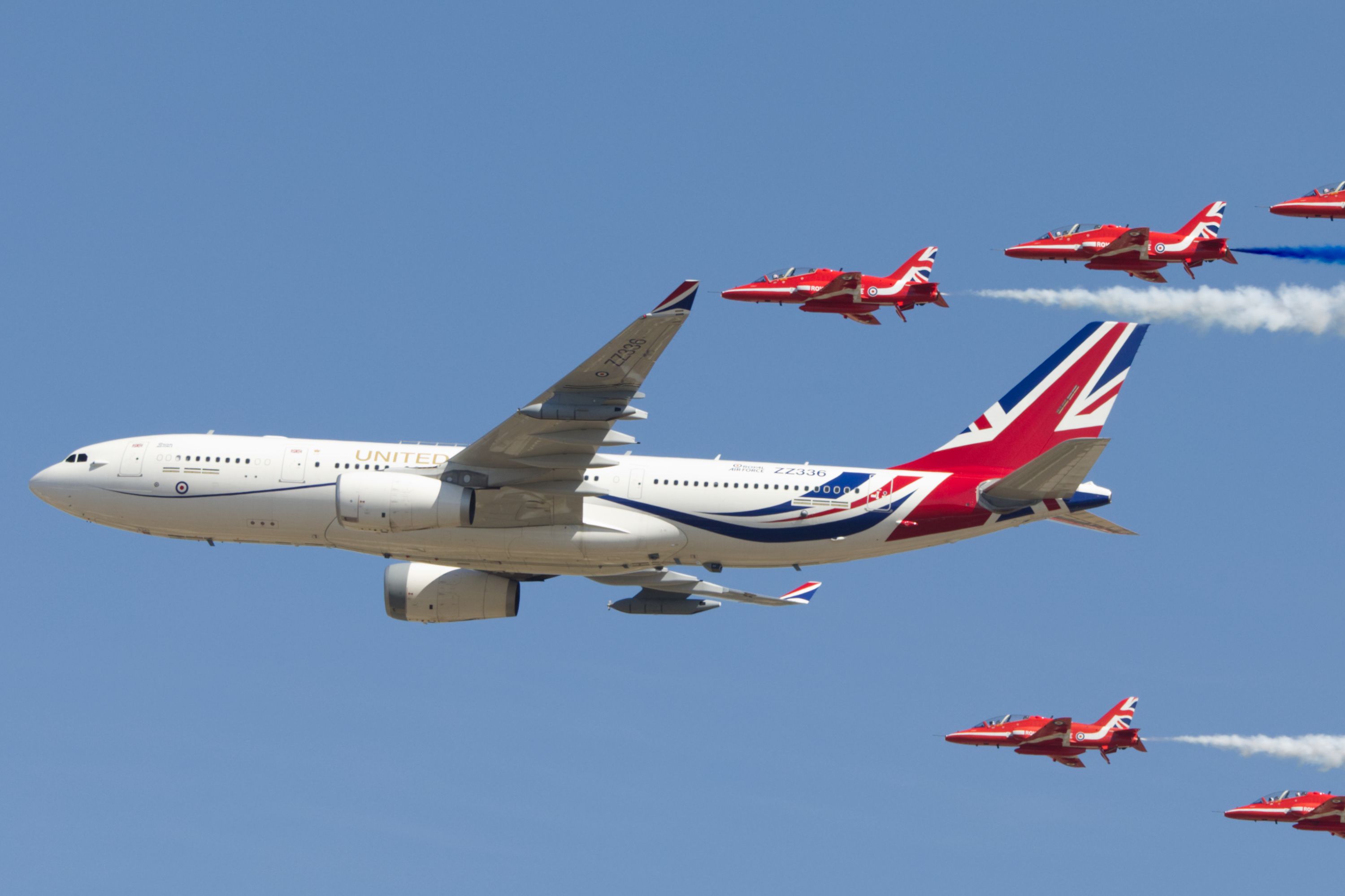 5 Private Jets Used To Fly European Royalty