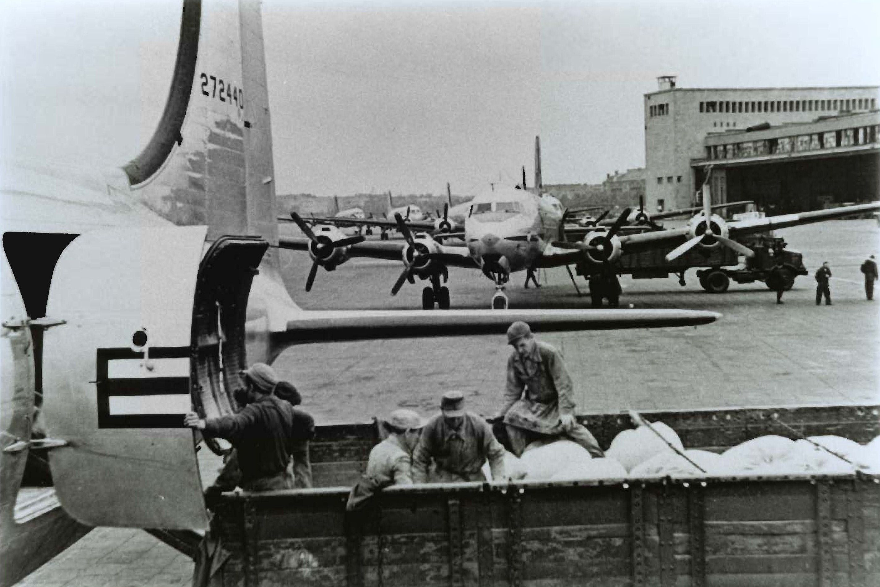 5 Aircraft Types That Played Key Roles In The Berlin Airlift