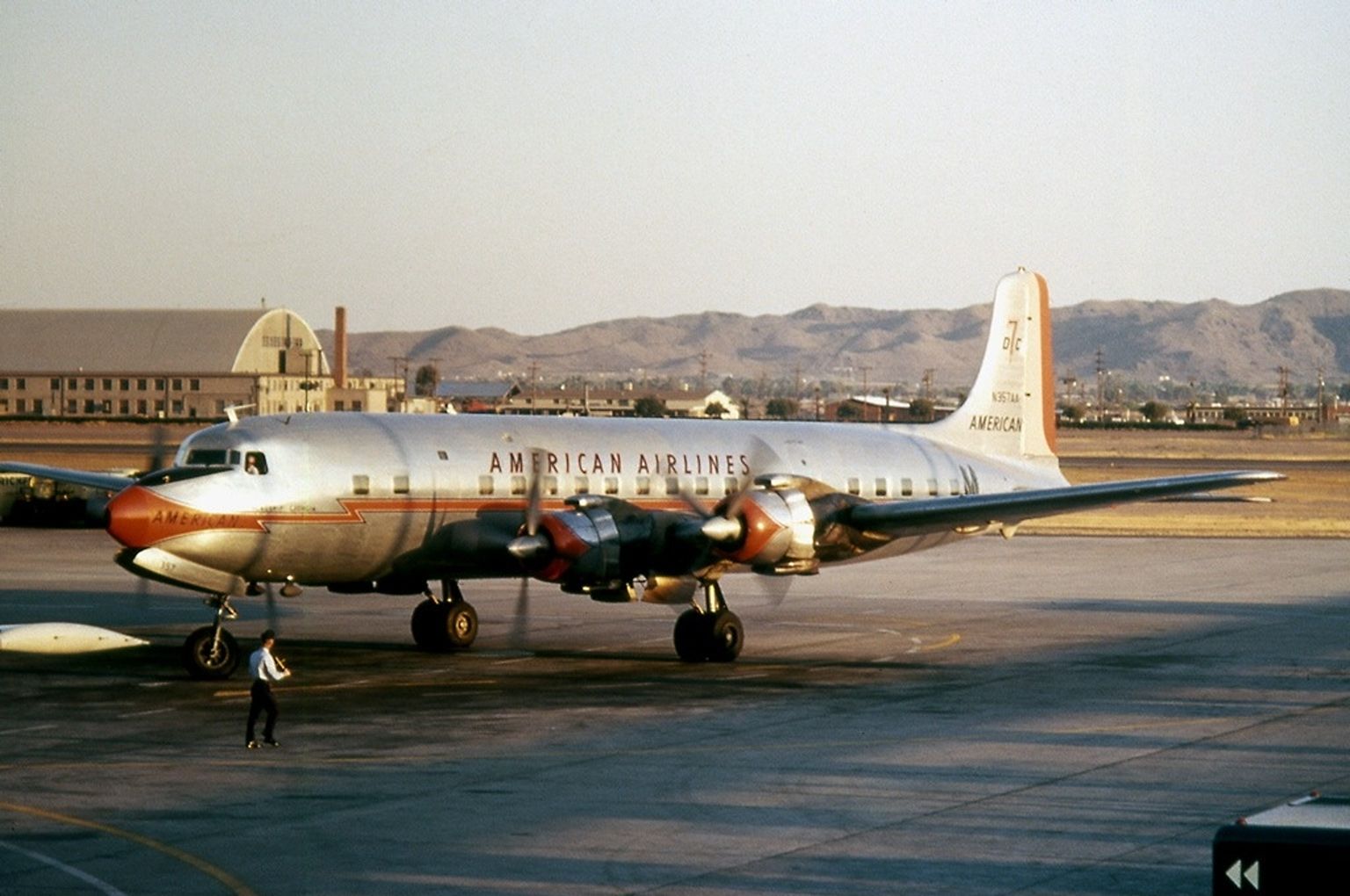 70 Years: American Airlines Launched Regular Nonstop Service From New York To Los Angeles In 1953