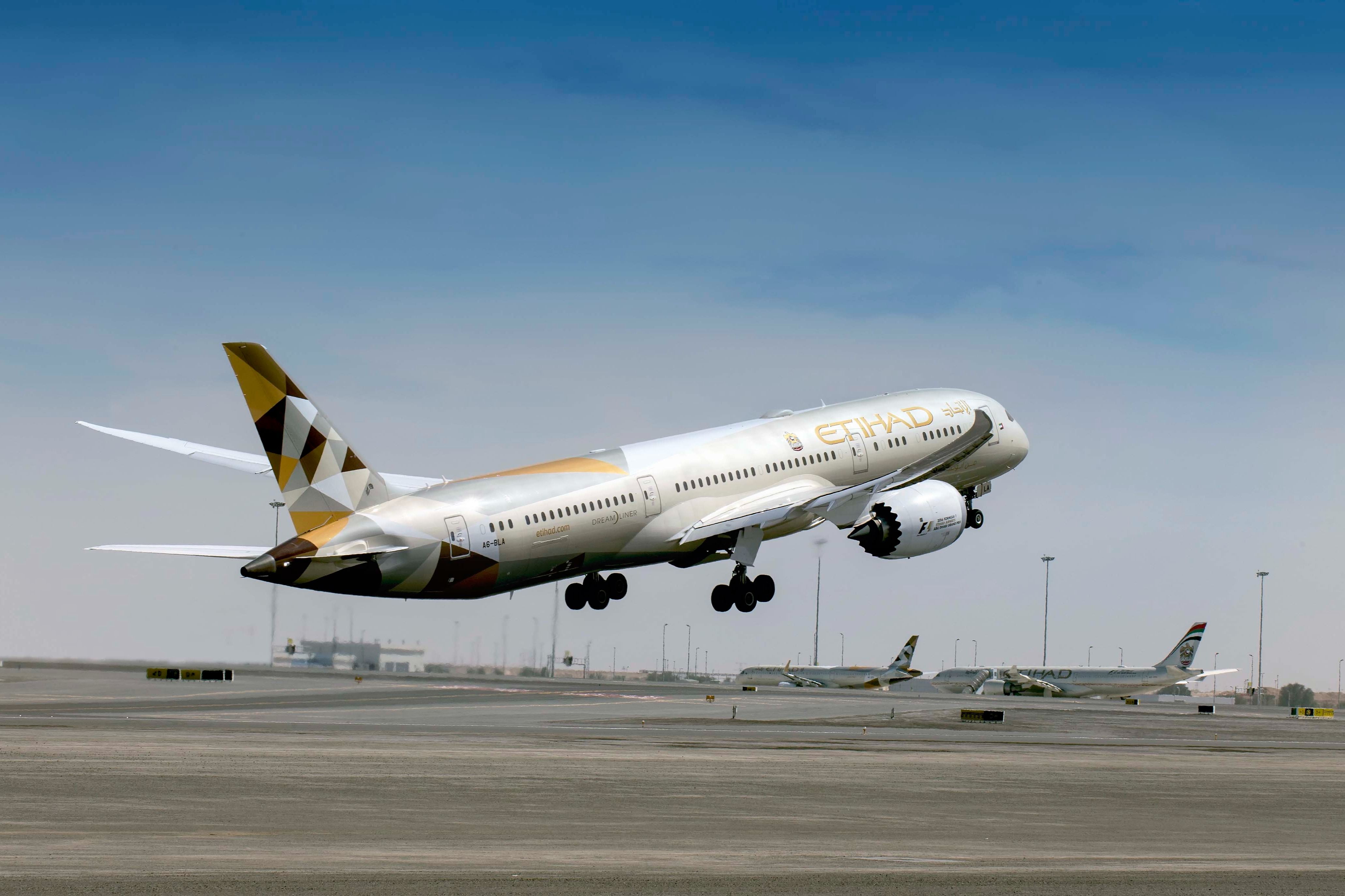 Middle East Carriers Cancel Flights To Beirut Amid Rising Tensions