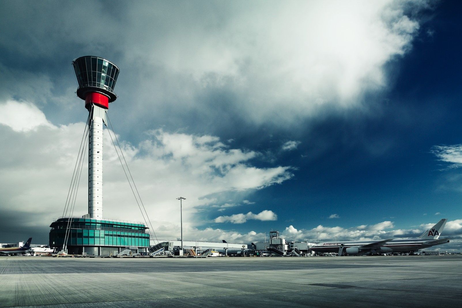 London Heathrow Airport: Which Airlines Use Which Terminals?