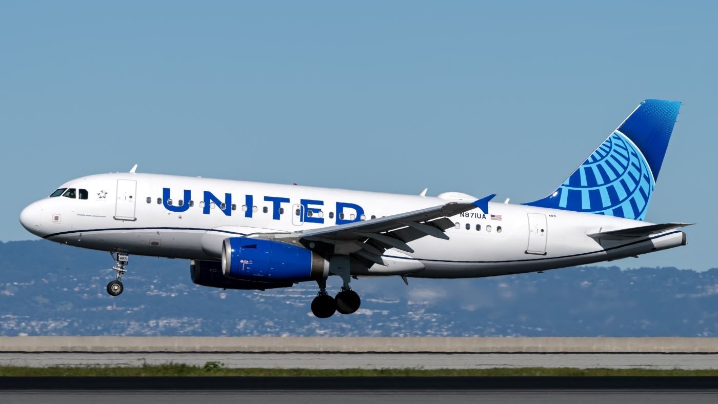 United Airlines Competes With WestJet By Adding Airbus A319
