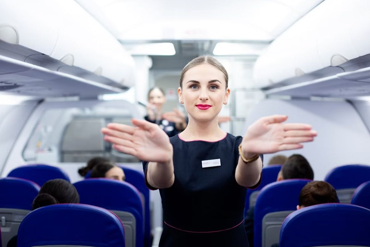5 Hilarious Crew Announcements You Need To Hear To Believe