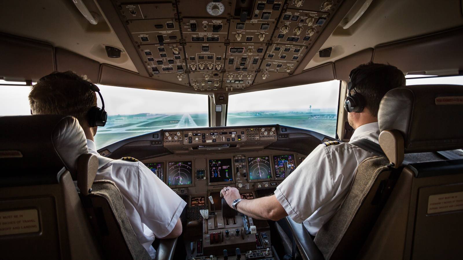 Why Are Airlines Pushing to Raise the Pilot Retirement Age to 67?