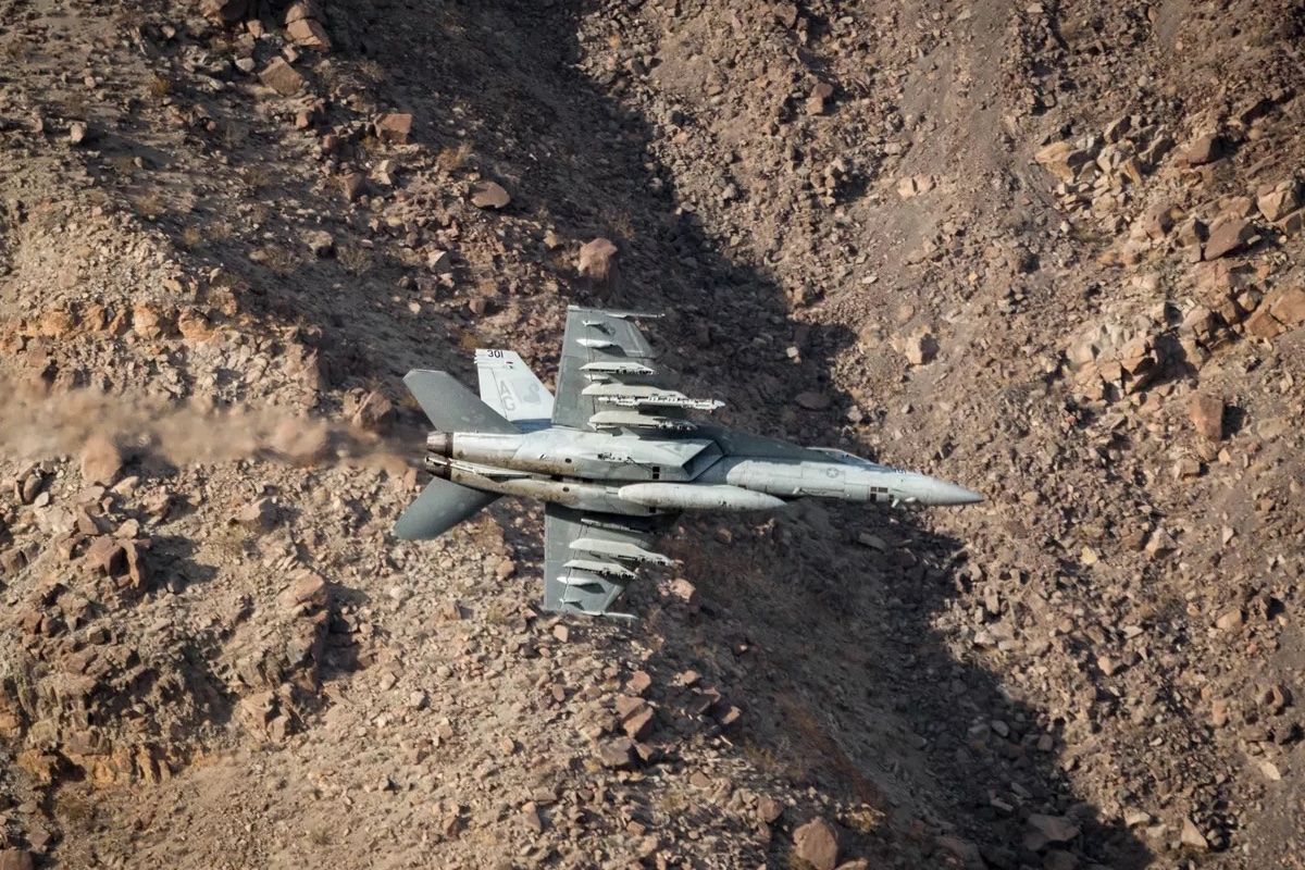 Star Wars Canyon: Why The USA Uses Rainbow Canyon For Fighter Pilot Training