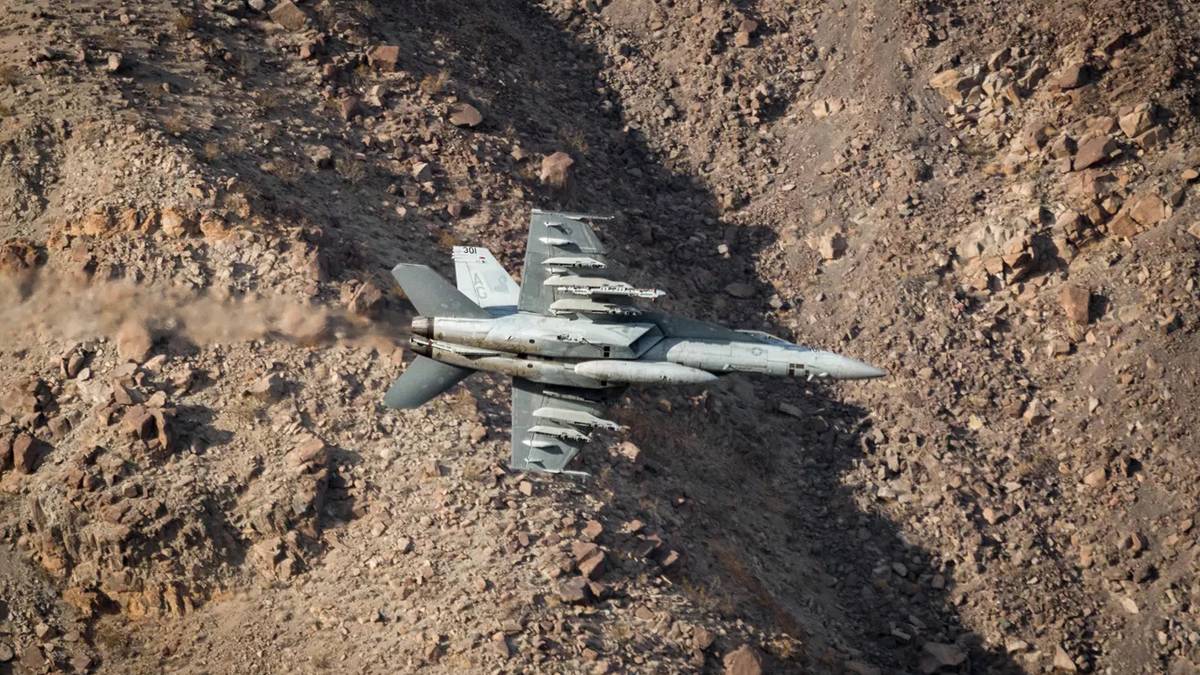 Star Wars Canyon: Why The USA Uses Rainbow Canyon For Fighter Pilot Training