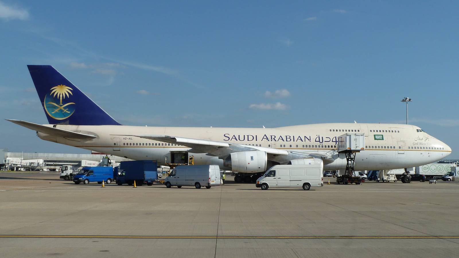 The Boeing 747-300 That Was Written Off After Taxiing Into A Ditch