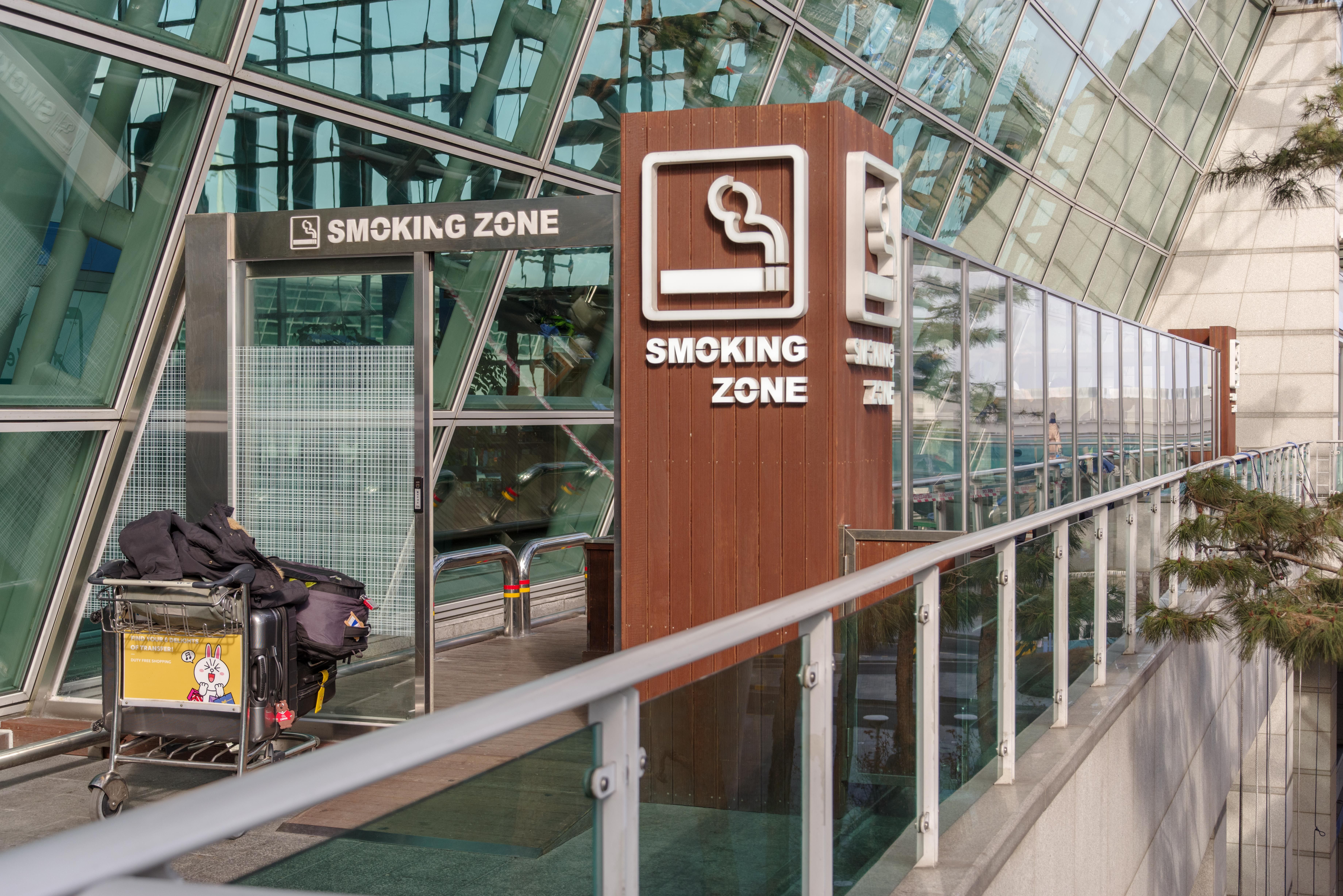 Can You Take Disposable Vapes On An Airplane?