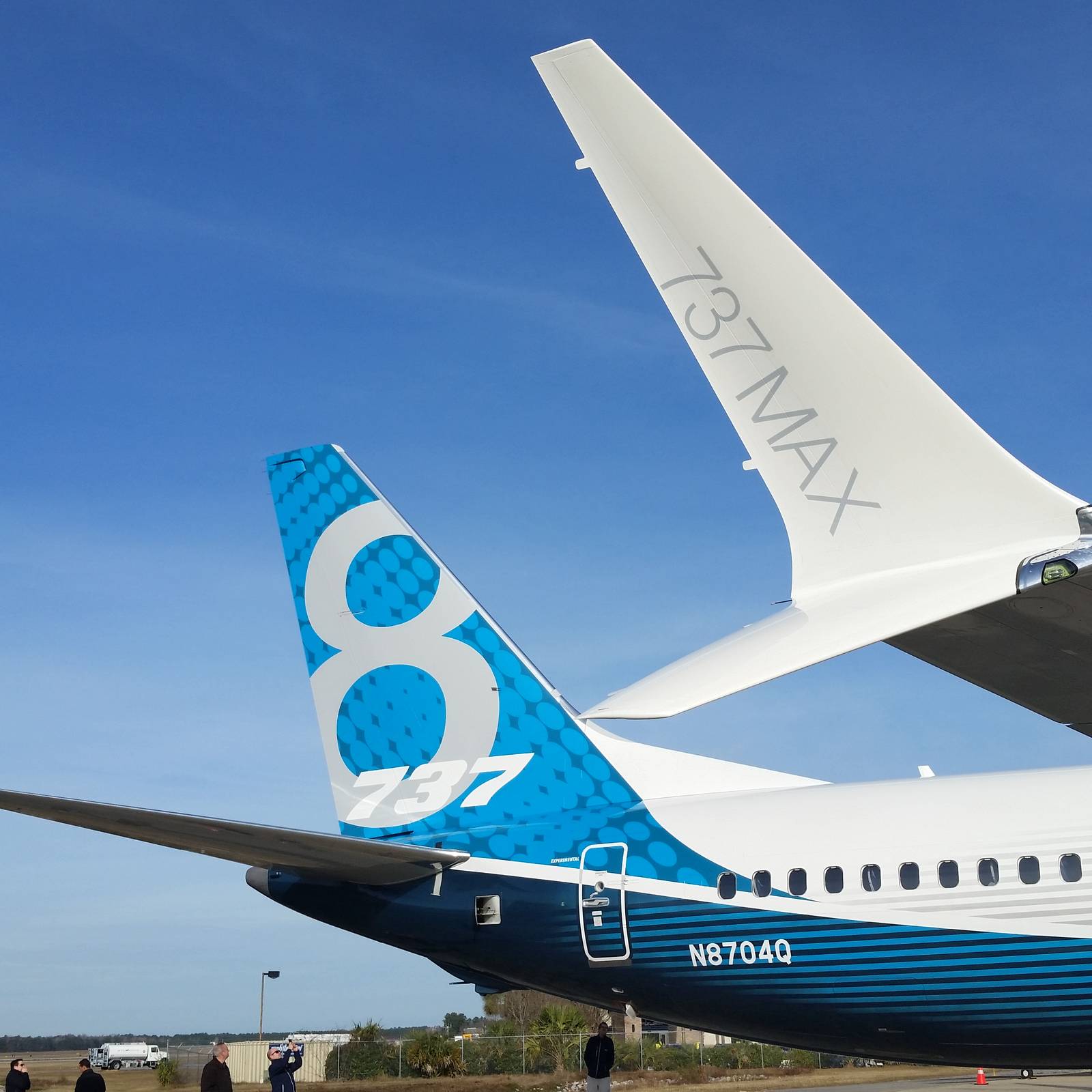 Alaska Airlines display picture 1