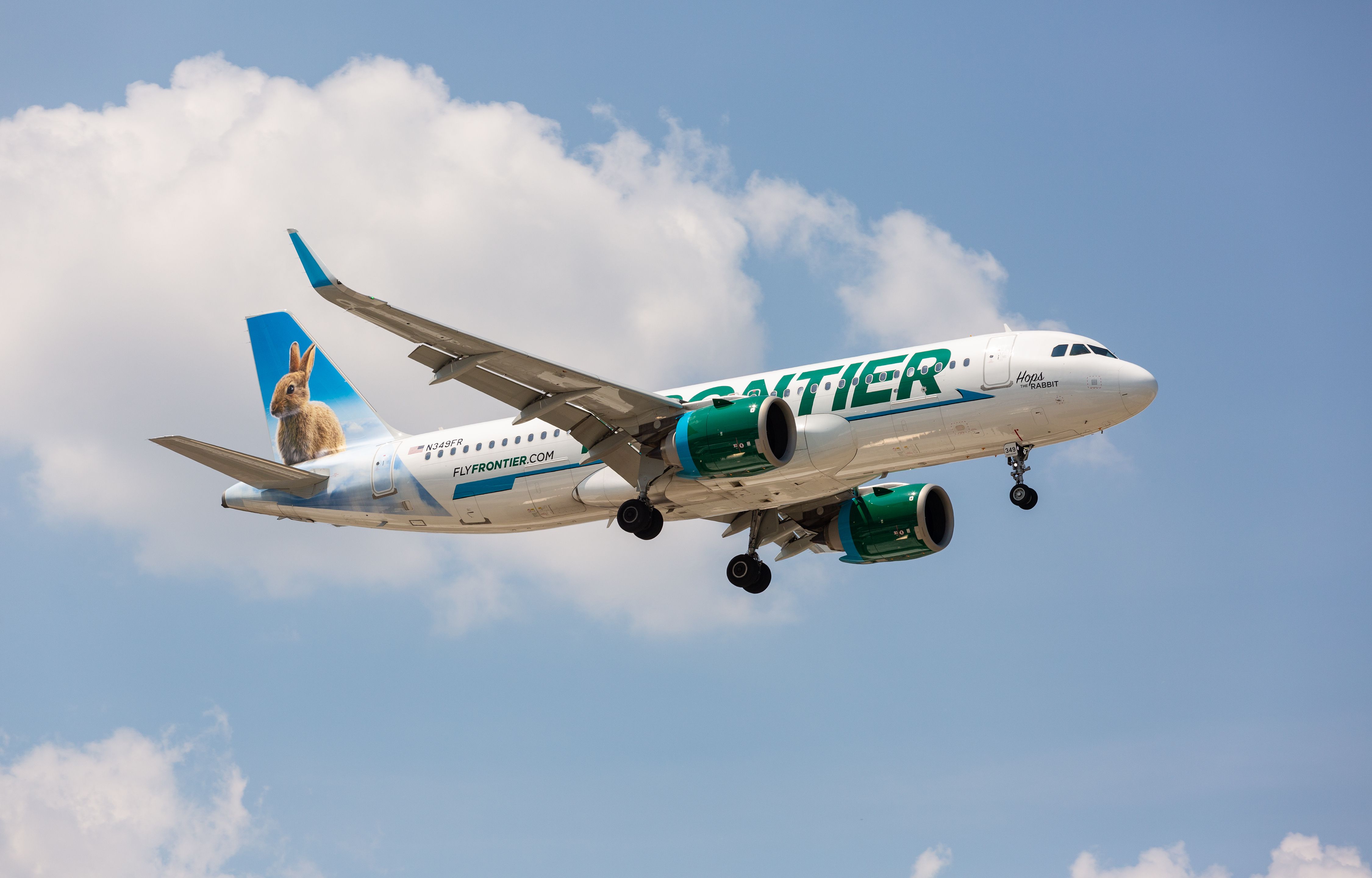 Frontier Airlines Takes Jabs At Alaska With New Flights To Snohomish