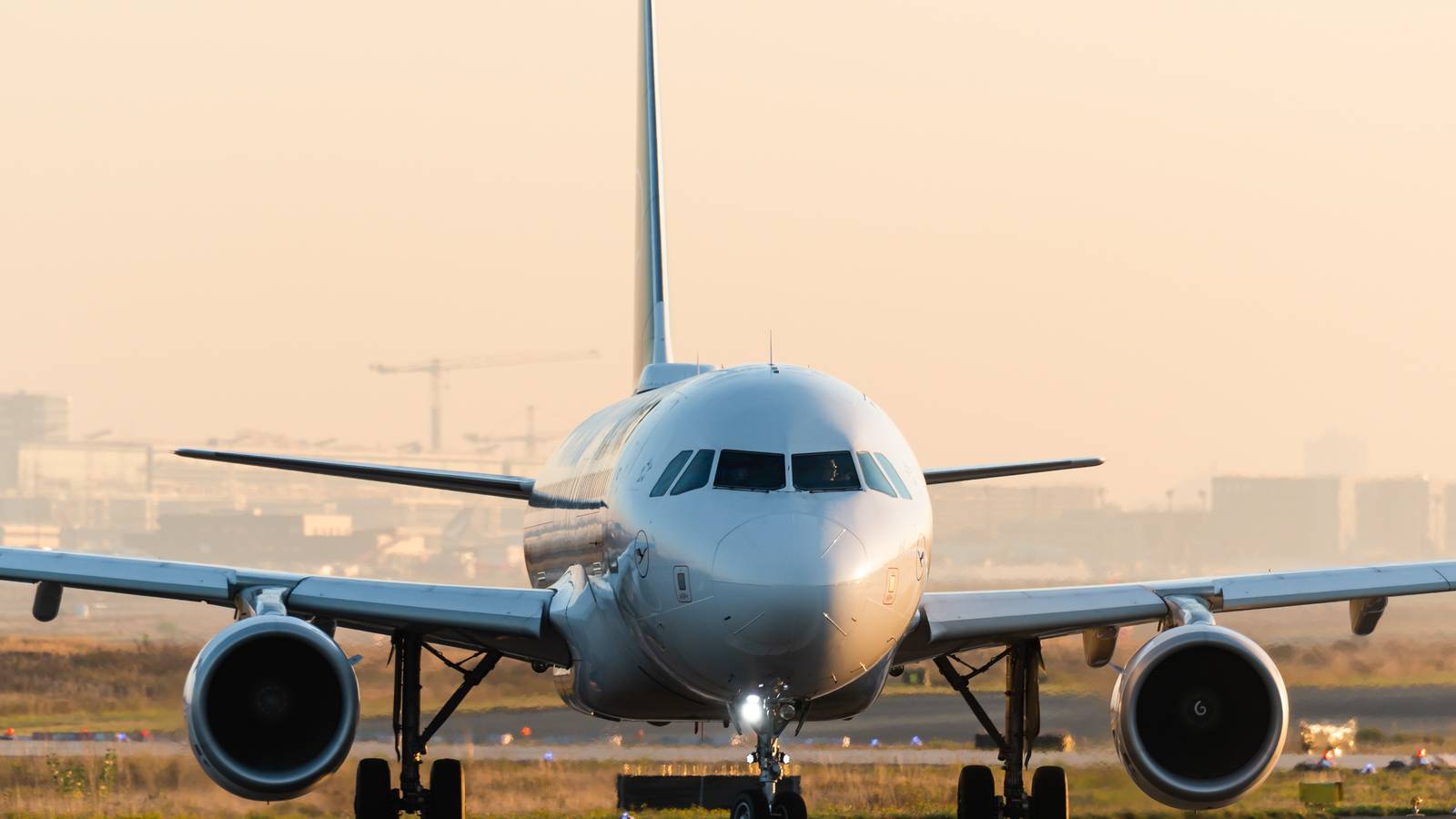 Flights Suspended After United Nigeria Airlines Airbus A320 Lands At The Wrong Airport