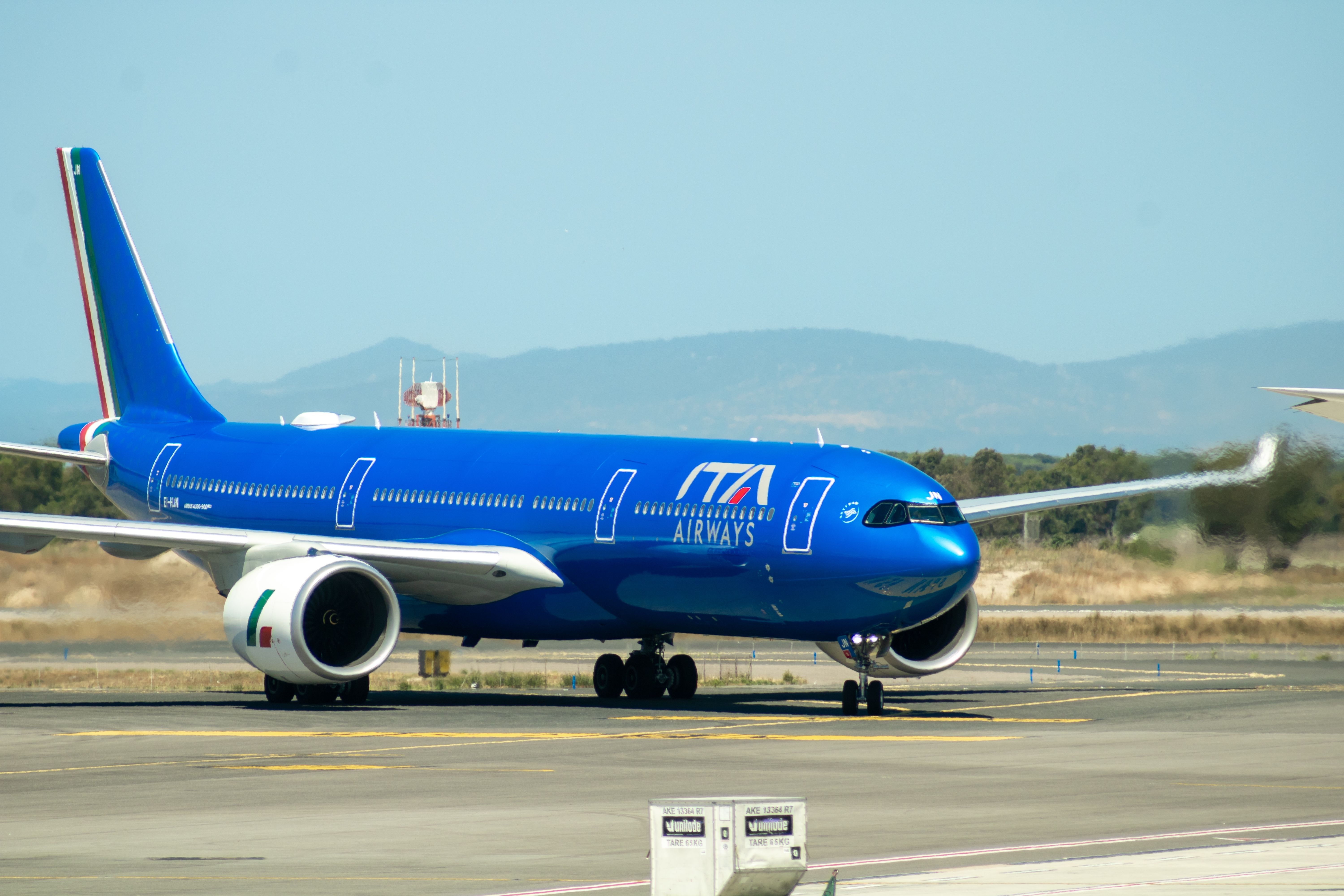 ITA Airways Will Fly The Pope To Dubai On An Airbus A330neo